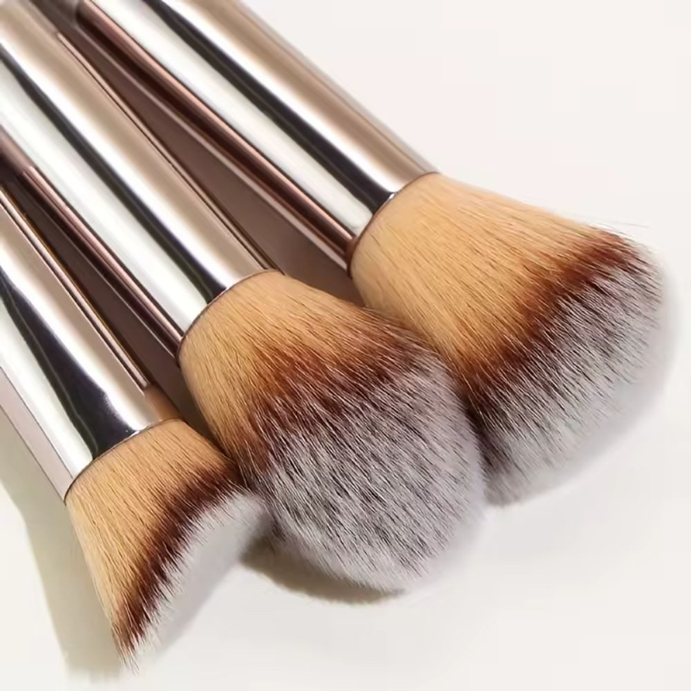 Montegoni Make-up Set 10x Make up Pinsel Set Champagne Gold Vegan Foundation Puder, 10 Stück Kosmetikpinsel Set, Vegane Borsten, cruelty free, weich, langlebig formstabil