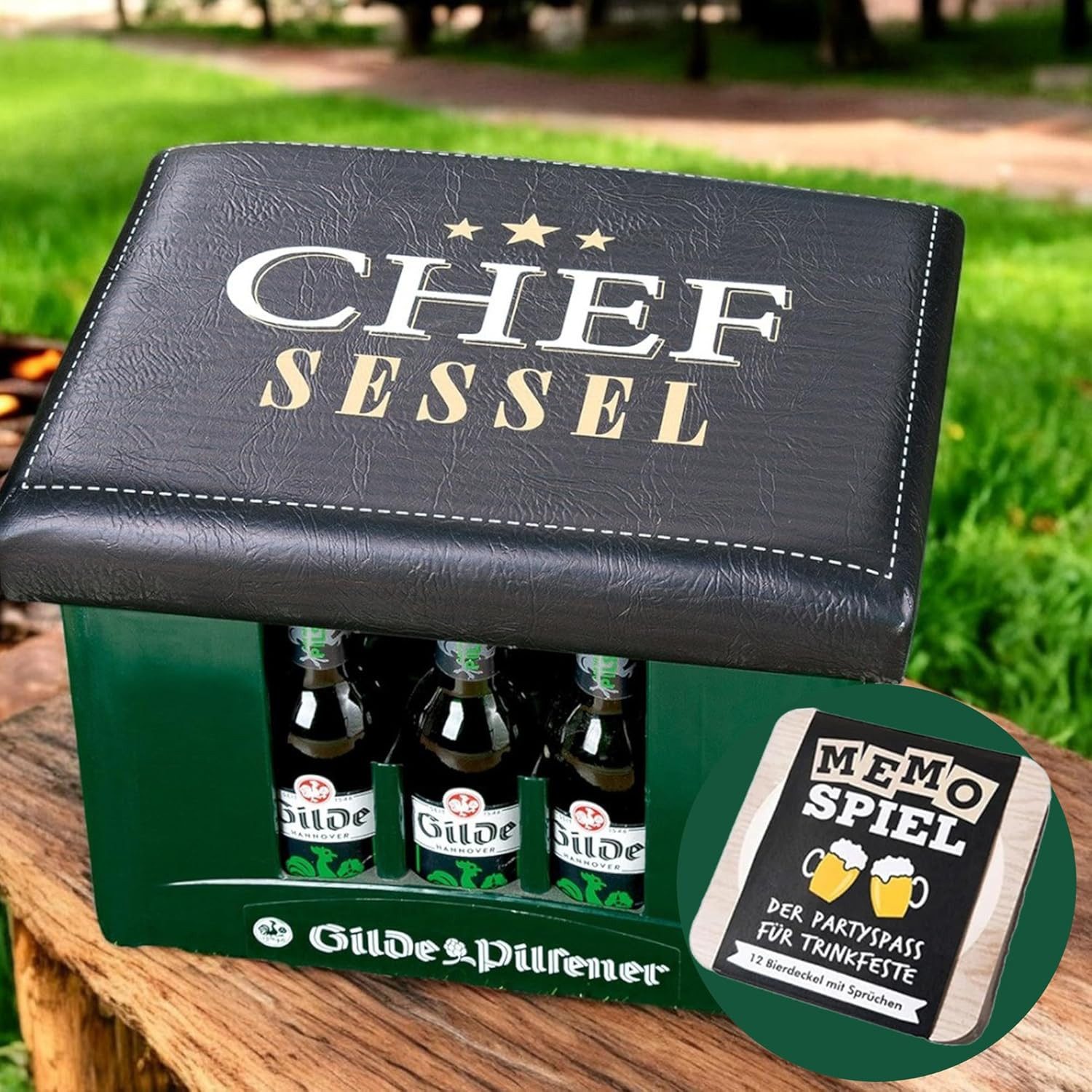 Cult at Home Hocker CHEFSESSEL - Bierkasten Sitzauflage + Memospiel - für Bierkiste (1xSitzauflage für Bierkiste, 1 Stück), Bierkiste Bierkasten Sitzkissen Kissen mit Bier Männergeschenk