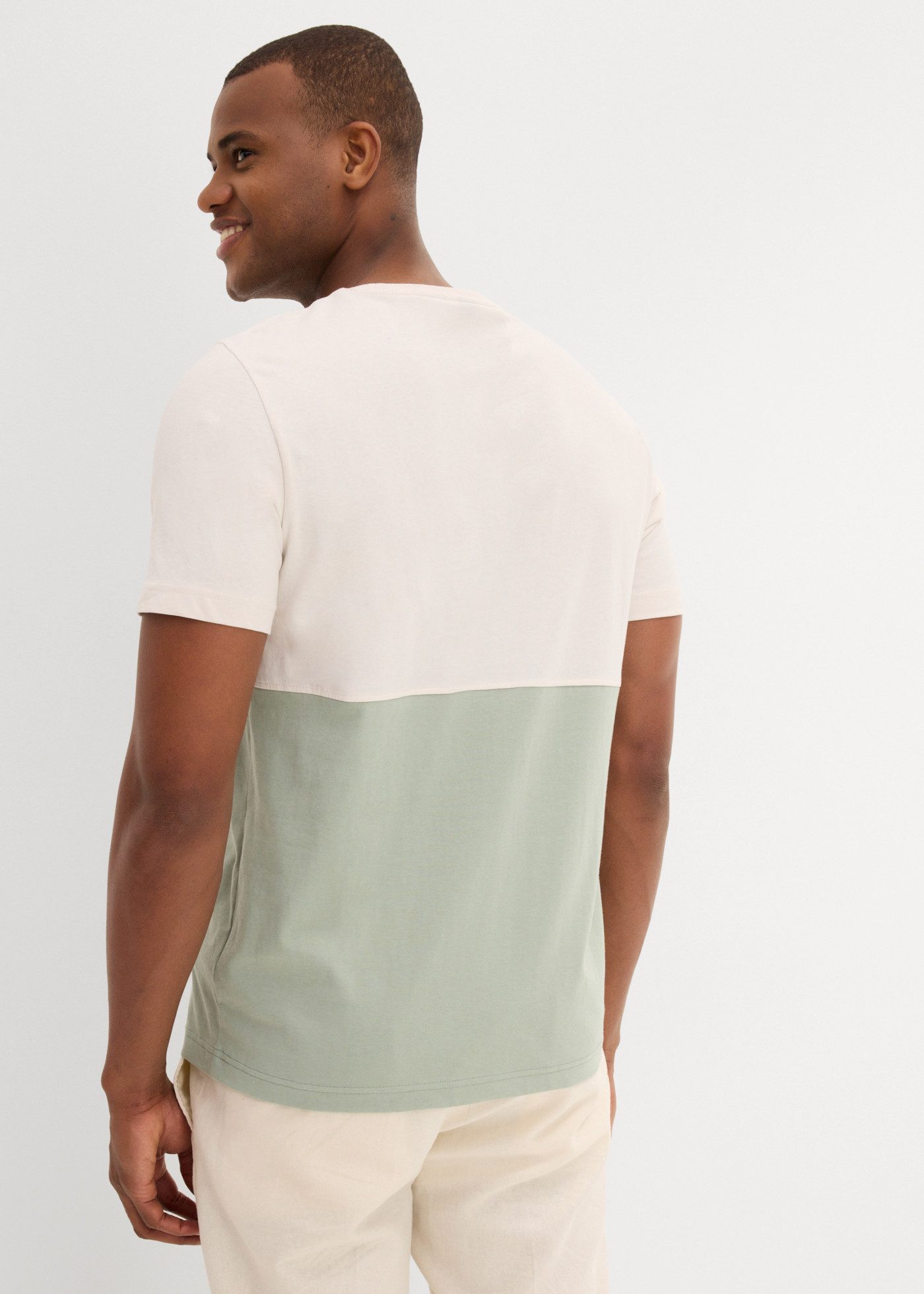 bonprix T-Shirt regular fit, kurzärmelig, aus Baumwolle