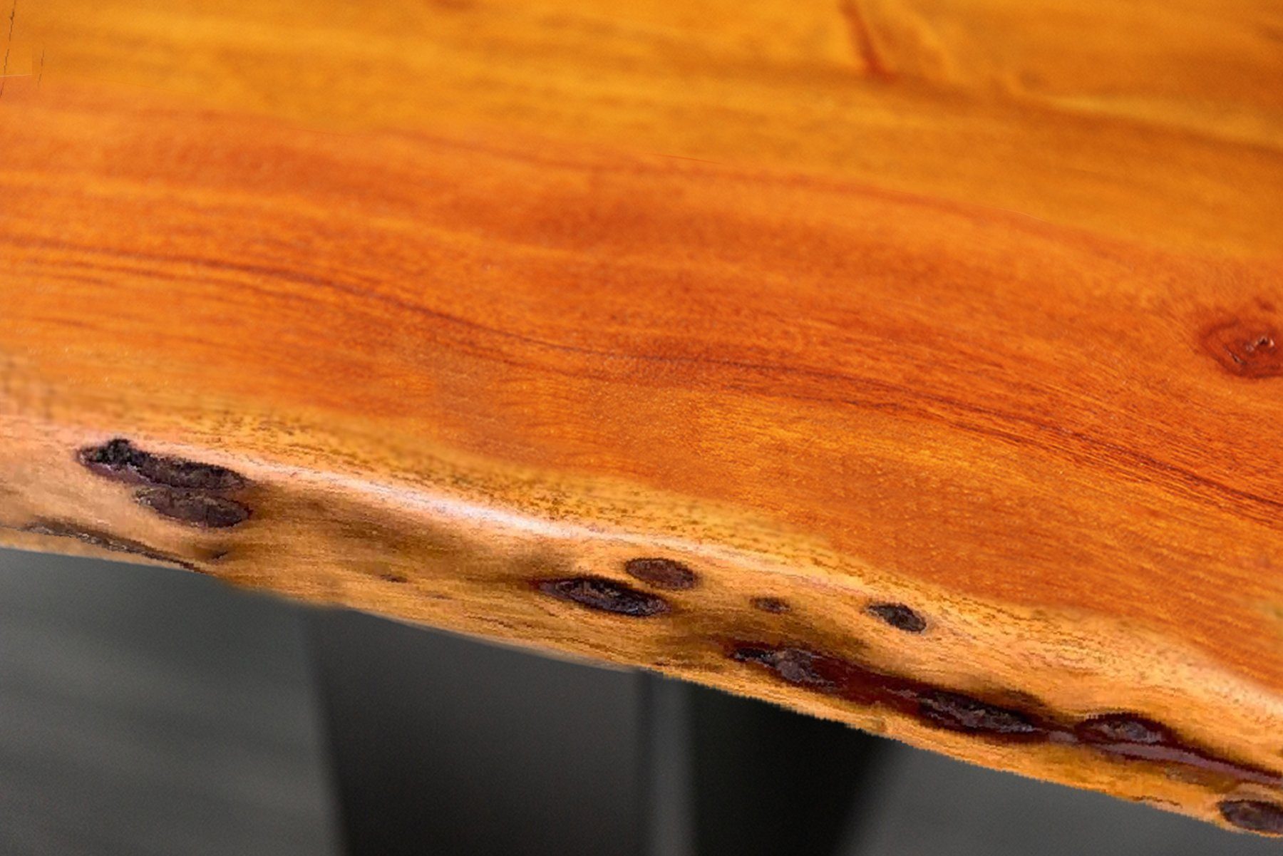 Sitheim-Europe Couchtisch PHOENIX Massiver Baumstamm Couchtisch günstig online kaufen