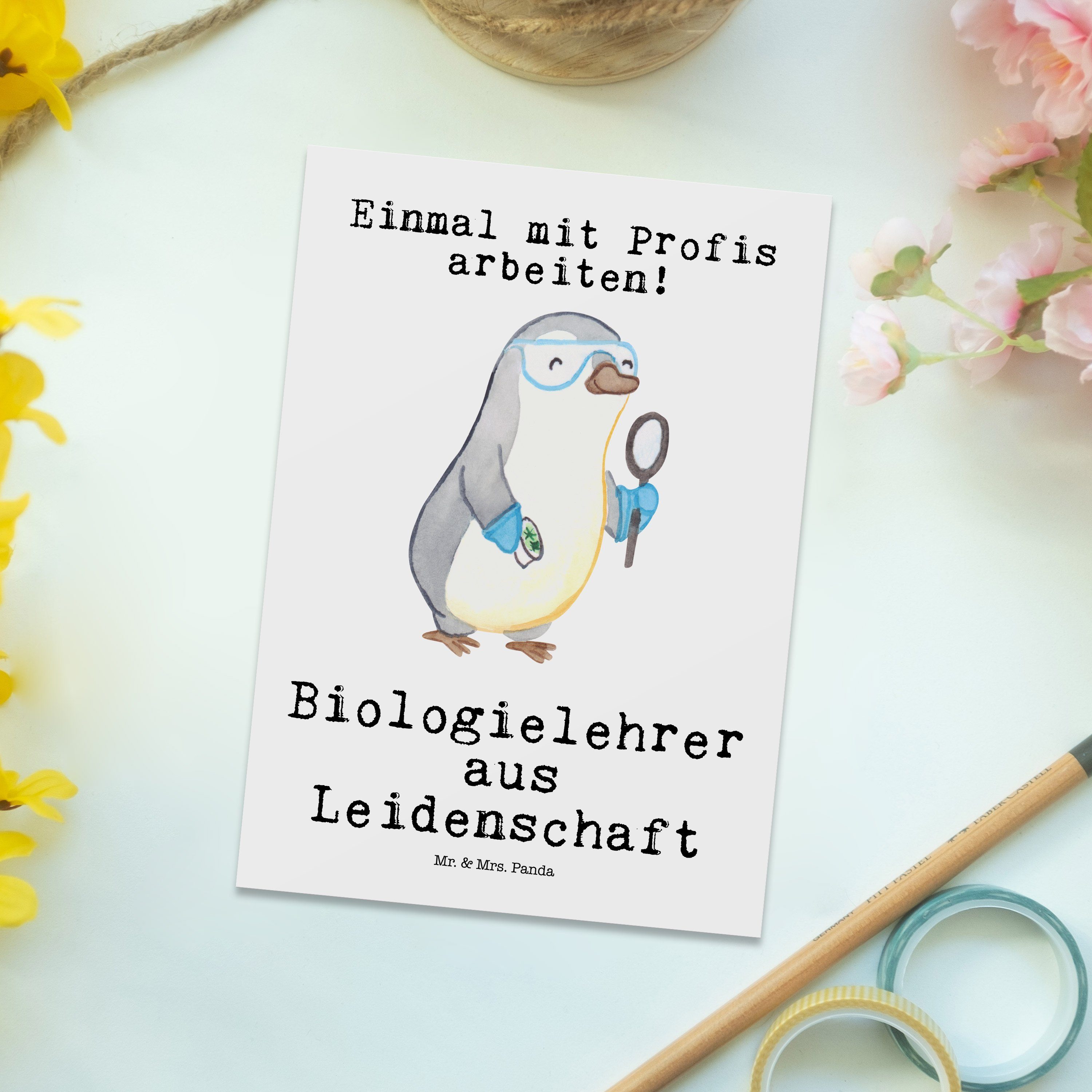 Abschied, Biologielehrer Panda Mrs. - Leidenschaft Weiß aus Mr. & - Biounter Geschenk, Postkarte