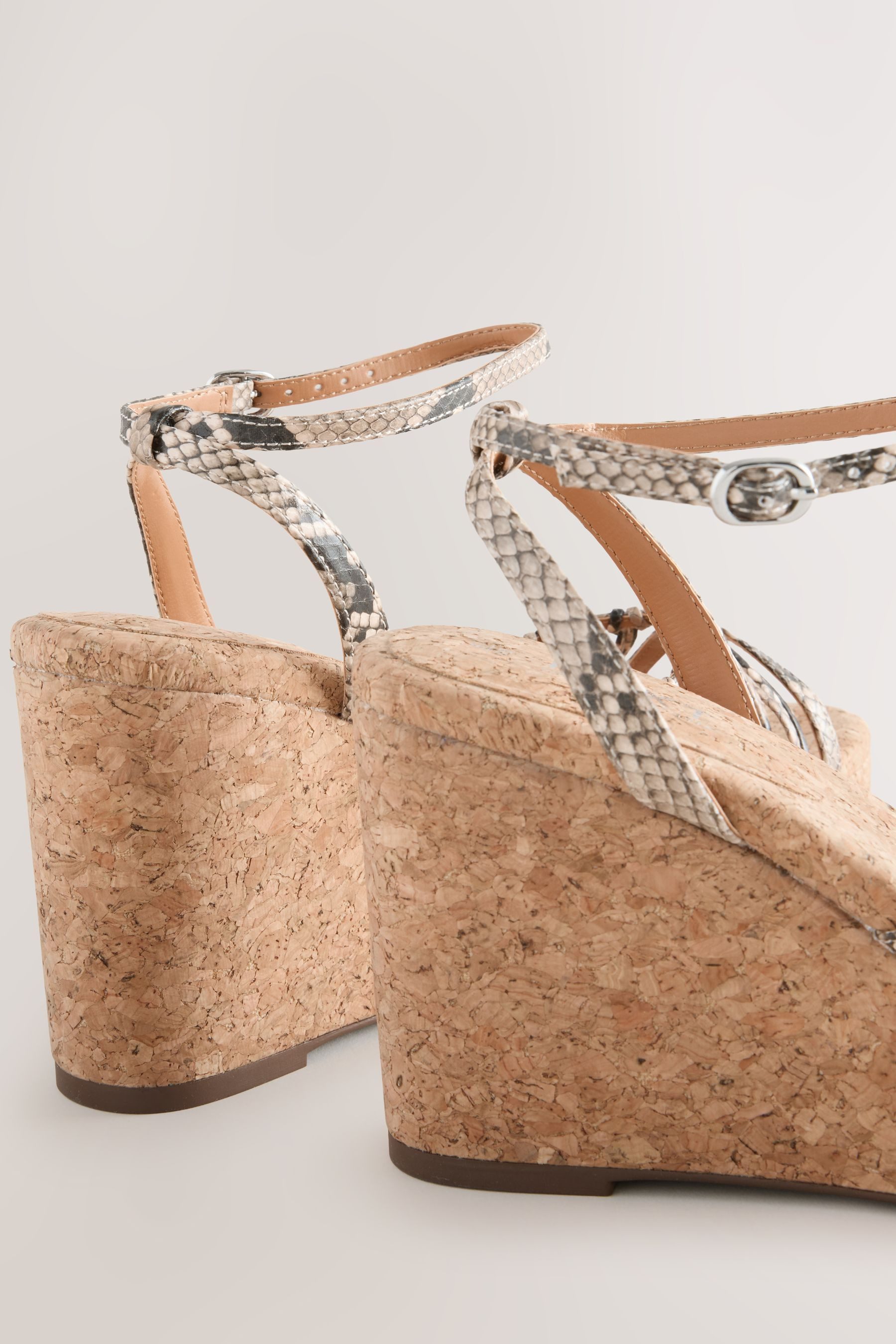 Next Forever Comfort® runde, hohe Kork-Wedges Keilsandalette