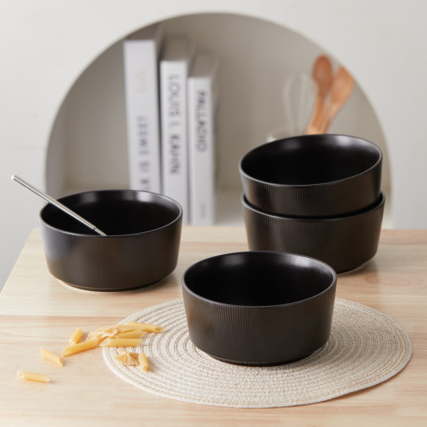JIWOO Schüssel 4er Ø15,2cm, Müslischüssel Suppenschüssel Salatschüssel Dessertschale, Keramik, (Schüsselset, 4-tlg), Hochwertiges Schüsseln Schwarz Mikrowellen spülmaschinenfest Ø15,2cm