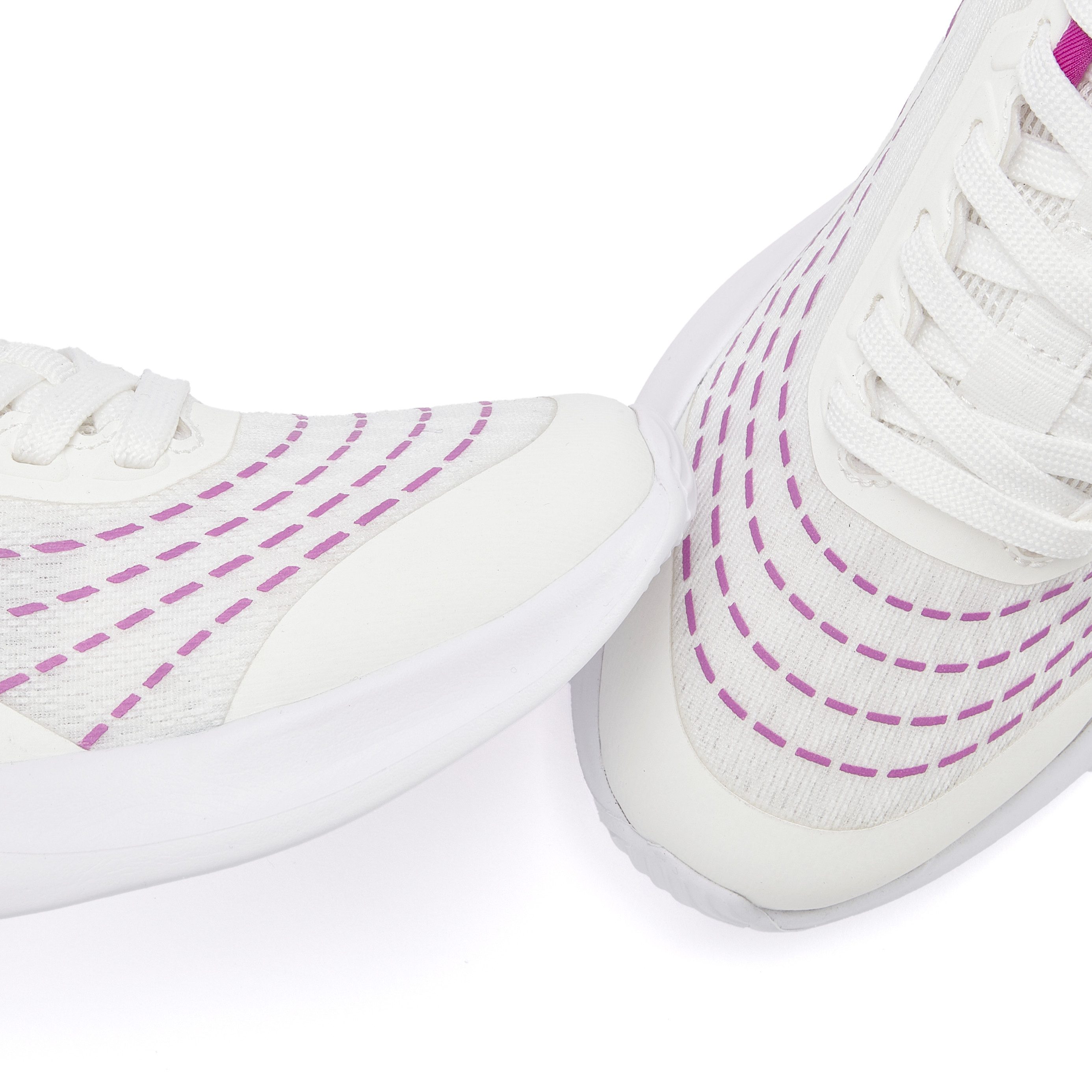 LASCANA Halbschuh, Schnürschuh, Freizeitschuh, Turnschuhe, Sneaker aus Textil mit Farbakzenten