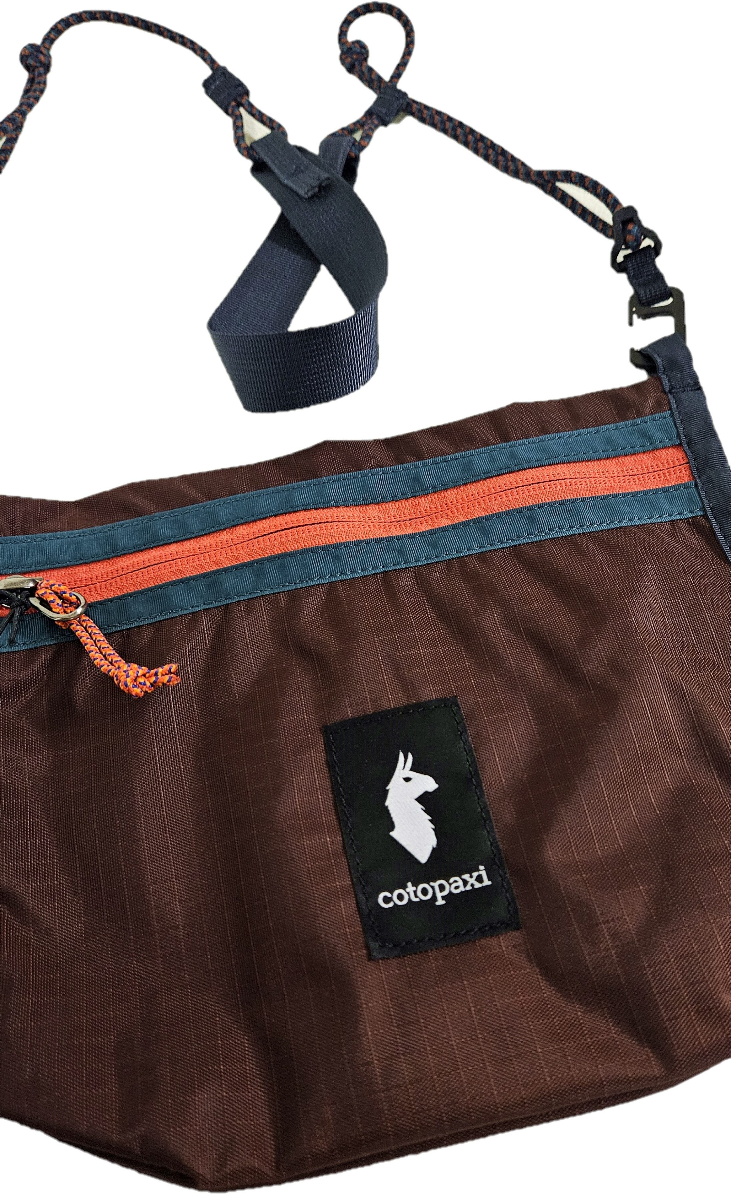 Cotopaxi Umhängetasche Crossbody Bag Lightweight Lista 2 Liter Outdoor, Karabinehaken