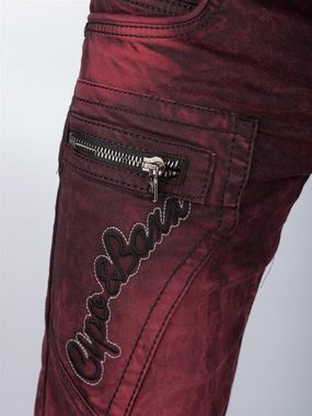 Cipo & Baxx 5-Pocket-Jeans Hose BA-CD296 Bordeaux W40/L34 (1-tlg) mit Reißverschlüssen und Verzierungen