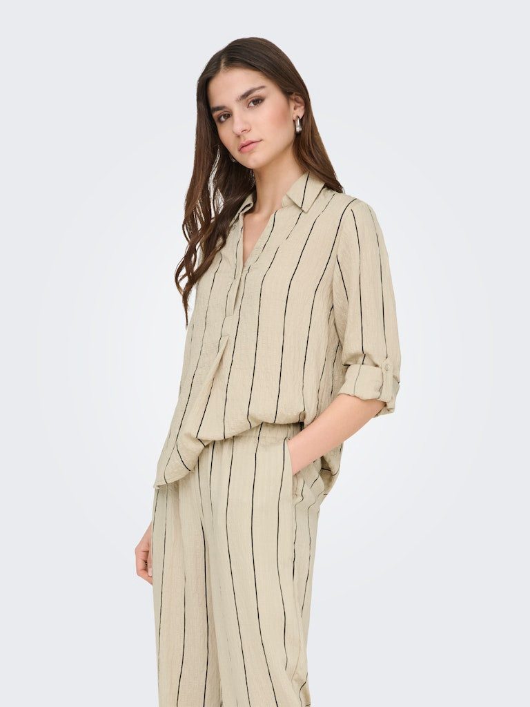JDY Blusentop JDYAVA L/S FOLD UP SHIRT WVN