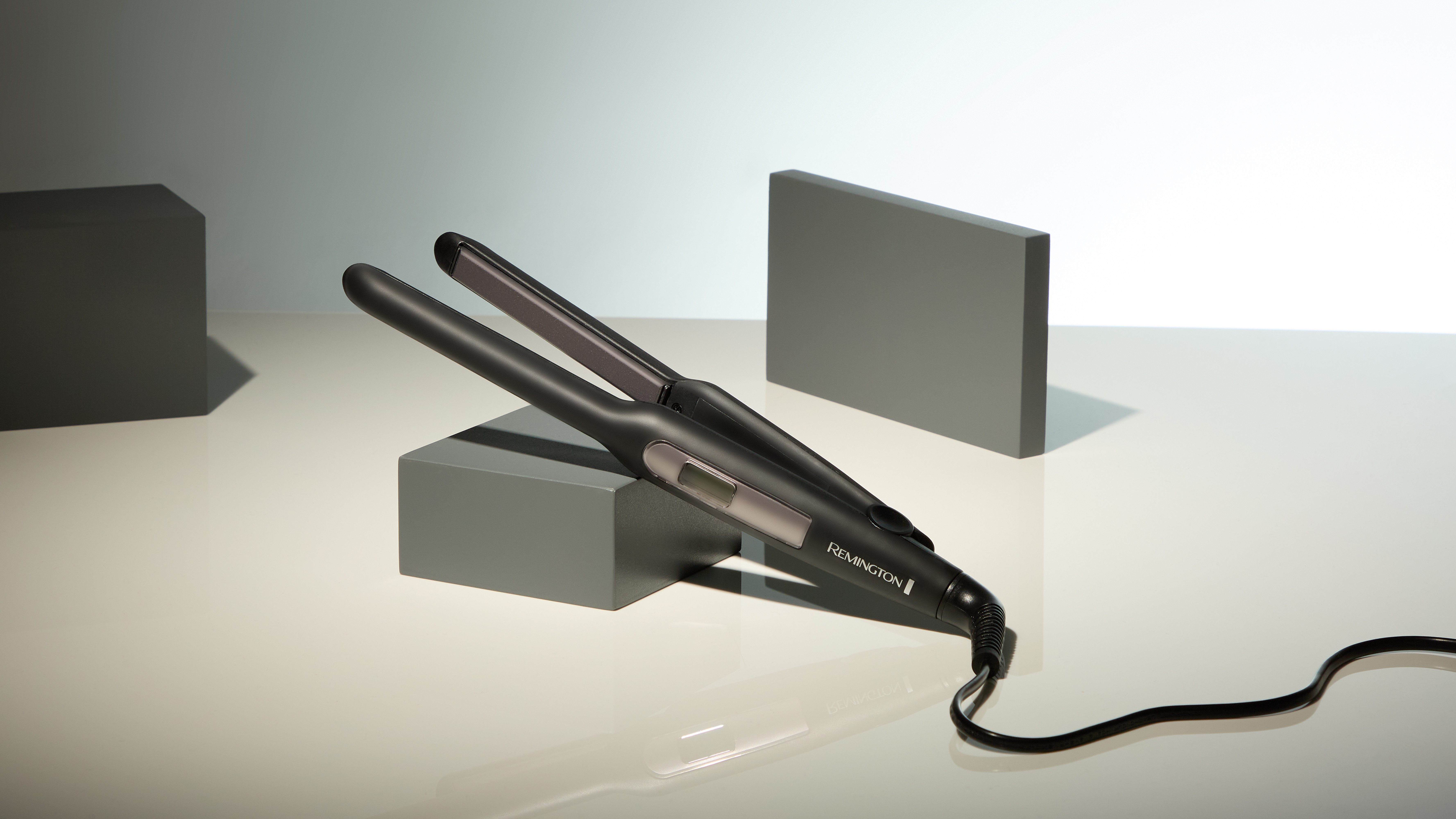 Remington Glätteisen S5515 Ultra-Keramikbeschichtung, extraschmalen Stylingplatten–45% schmaler* für präzises Styling