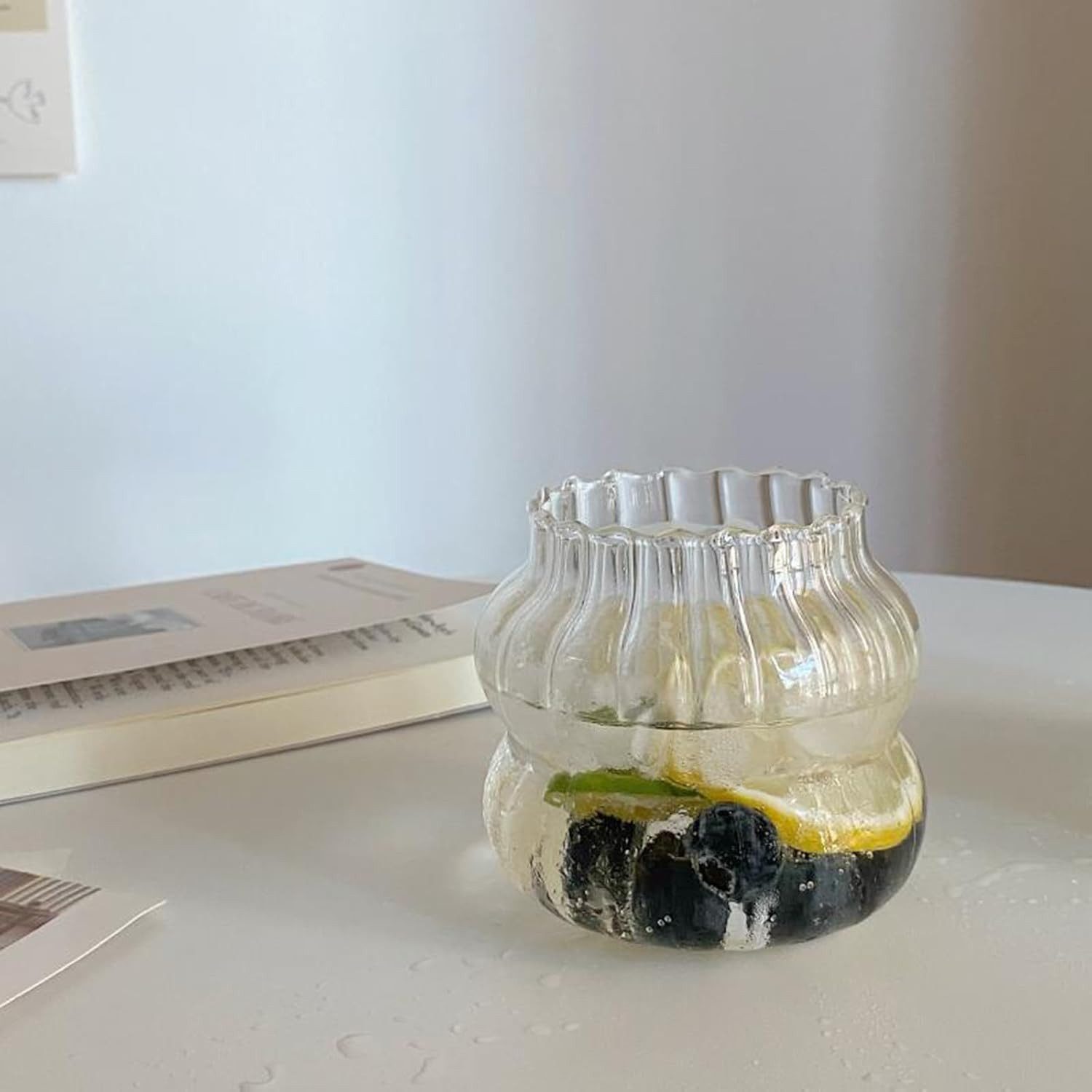 LA CUTE Glas Vintage Glasbecher Set 3 Größen 410–650 ml Strohhalmen Borosilikatglas, 6-tlg., Hitzebeständig, leicht, transparent, inklusive passender Strohhalme