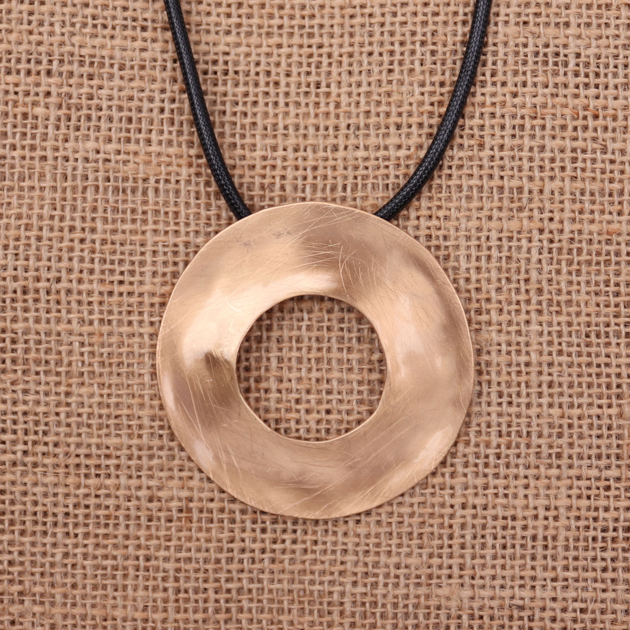 MIRROSI Lange Kette Damen Halskette mit elegantem Anhänger aus Metall ca.90 günstig online kaufen