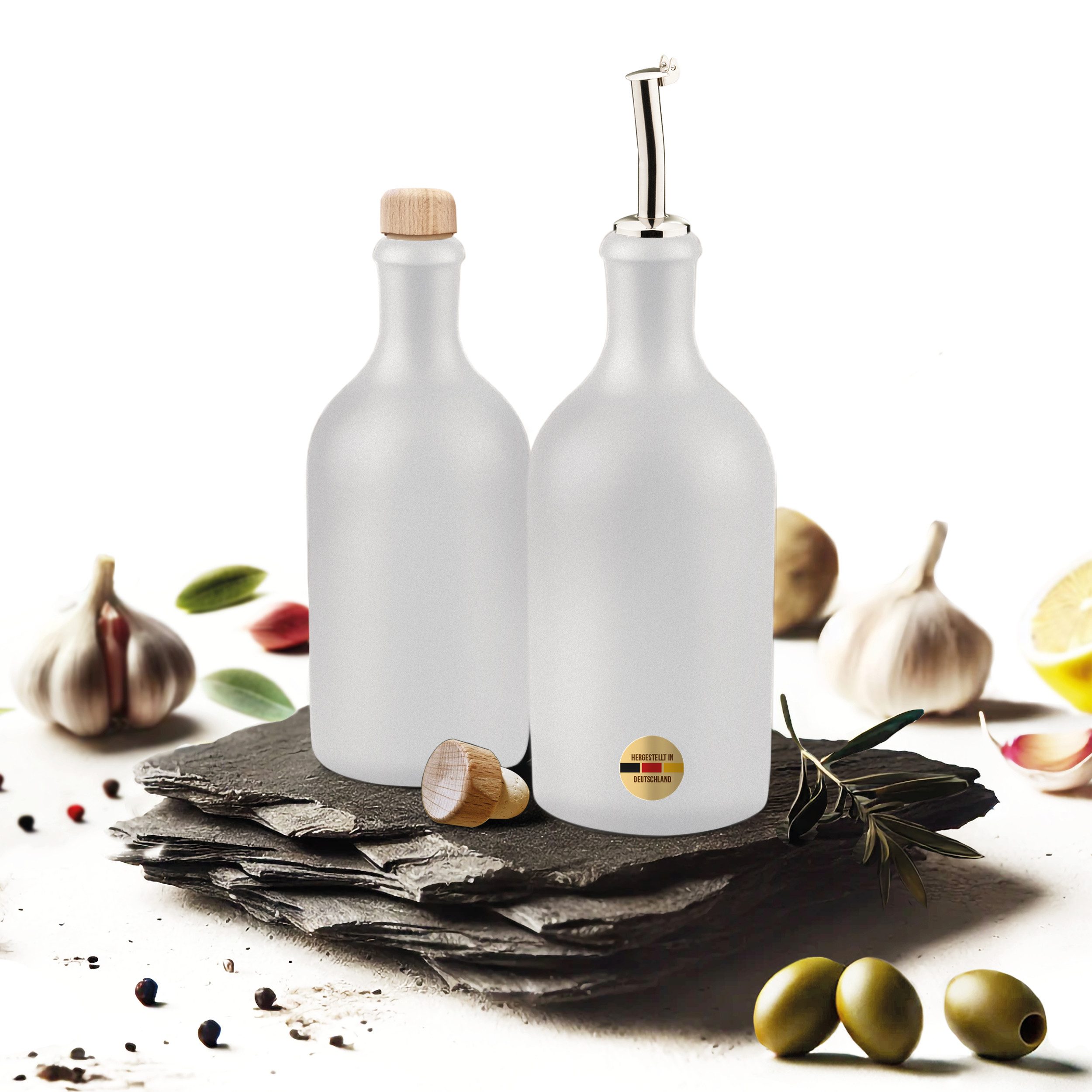Veluxis Küchenorganizer-Set Essig & Öl Feinsteinzeug Flaschen-Set 2x 500ml + Ausgießer & Deckel, (Set), Made in Germany, 100% UV-Schutz, lebensmittelechte Materialien