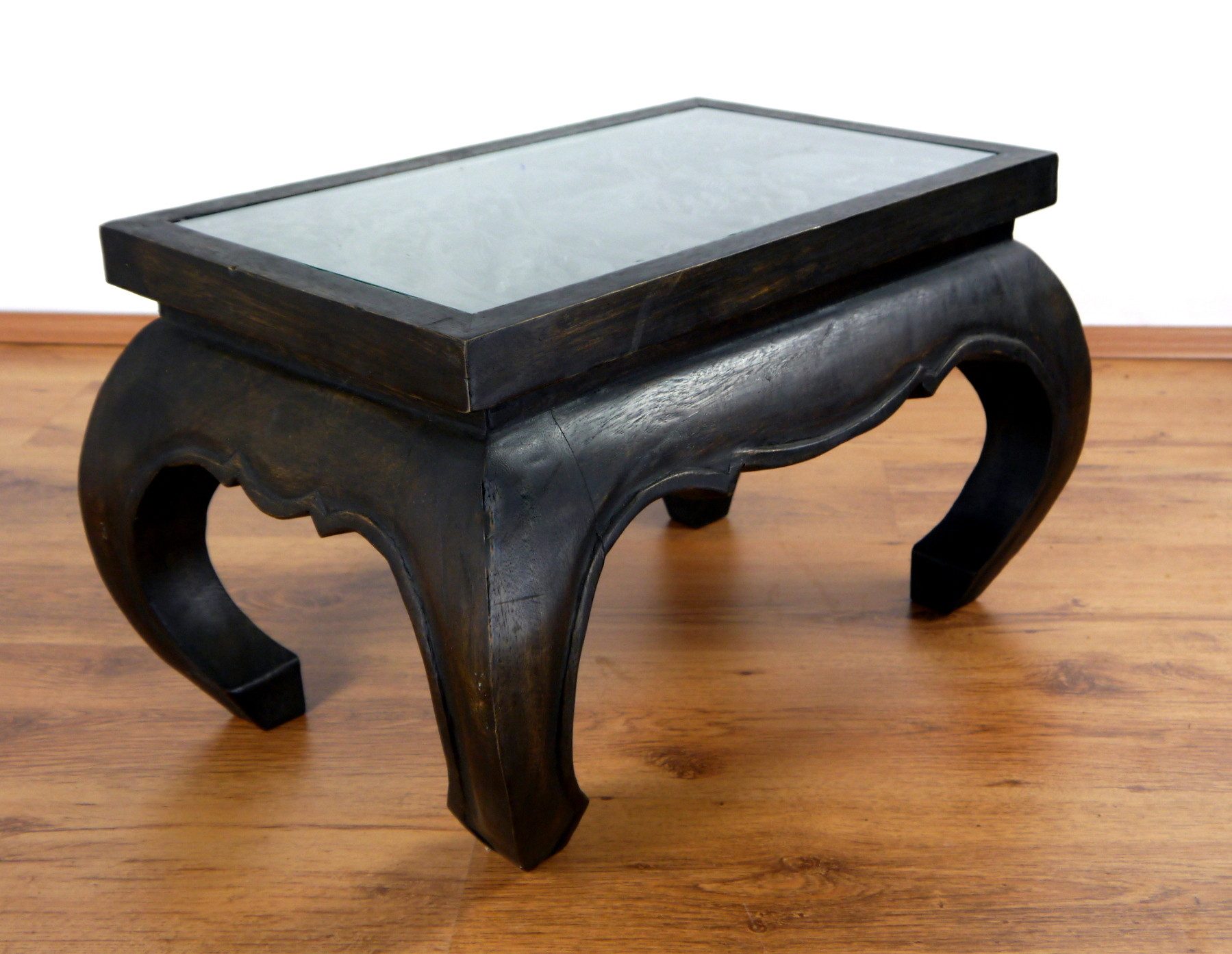 livasia Opiumtisch livasia Opiumtisch, Couchtisch mit Schnitzerei, Akazie 58x38x41cm