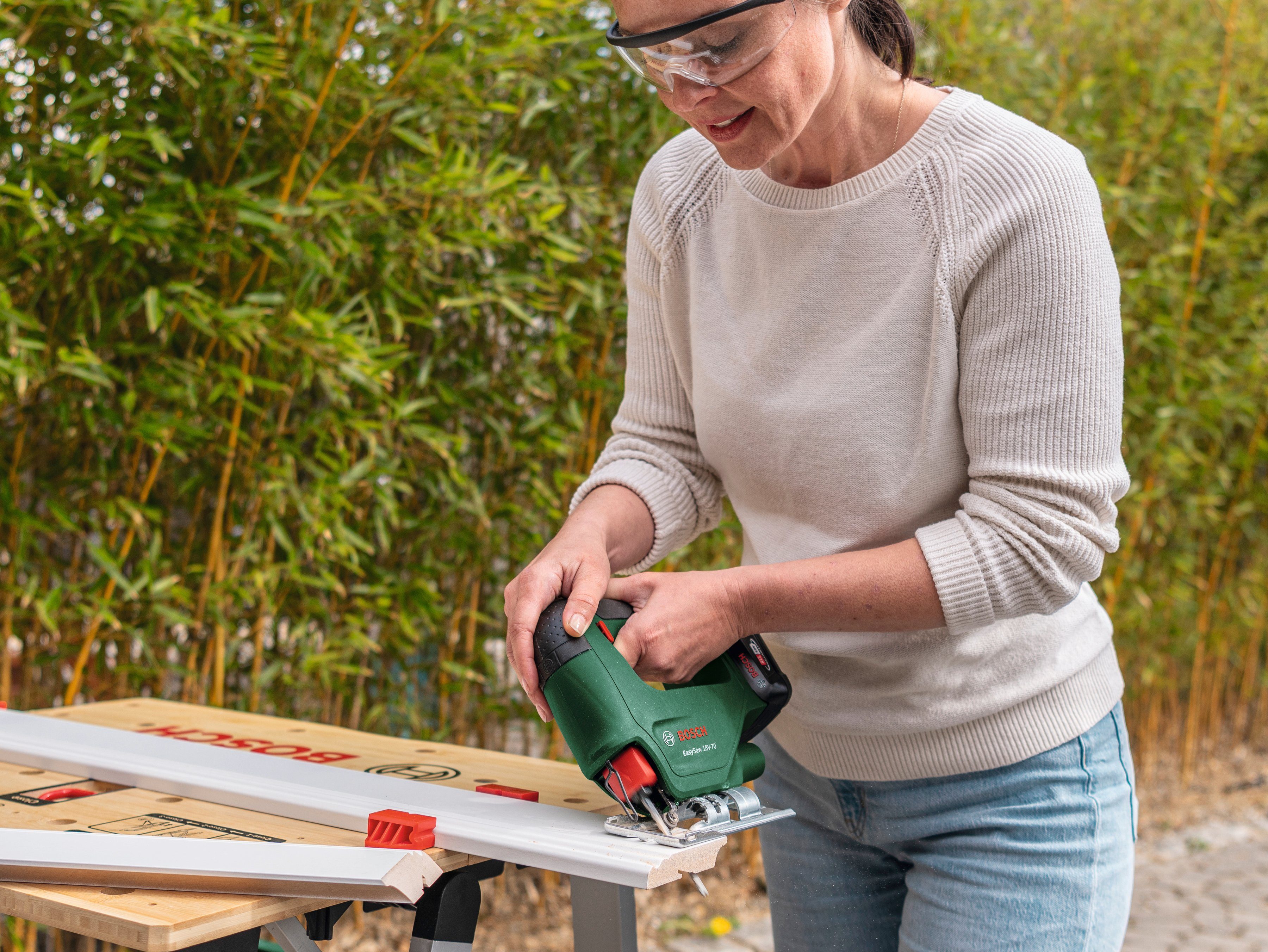 Bosch Home & Garden Solo, 18V-70 Akku und EasySaw Akku-Stichsäge ohne Ladegerät