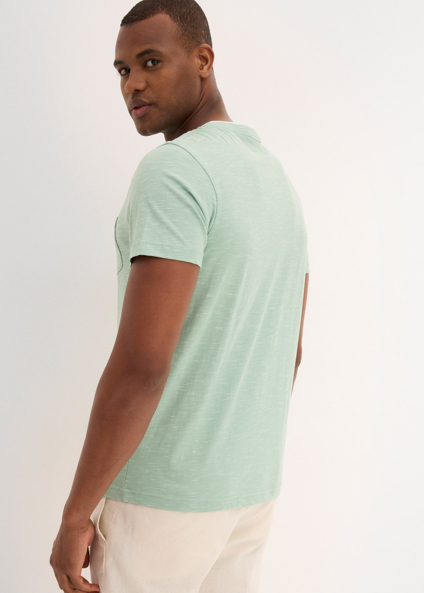 bonprix 2-in-1-Shirt Regular Fit, mit Brusttasche, Henley-Stil, Lagen-Look