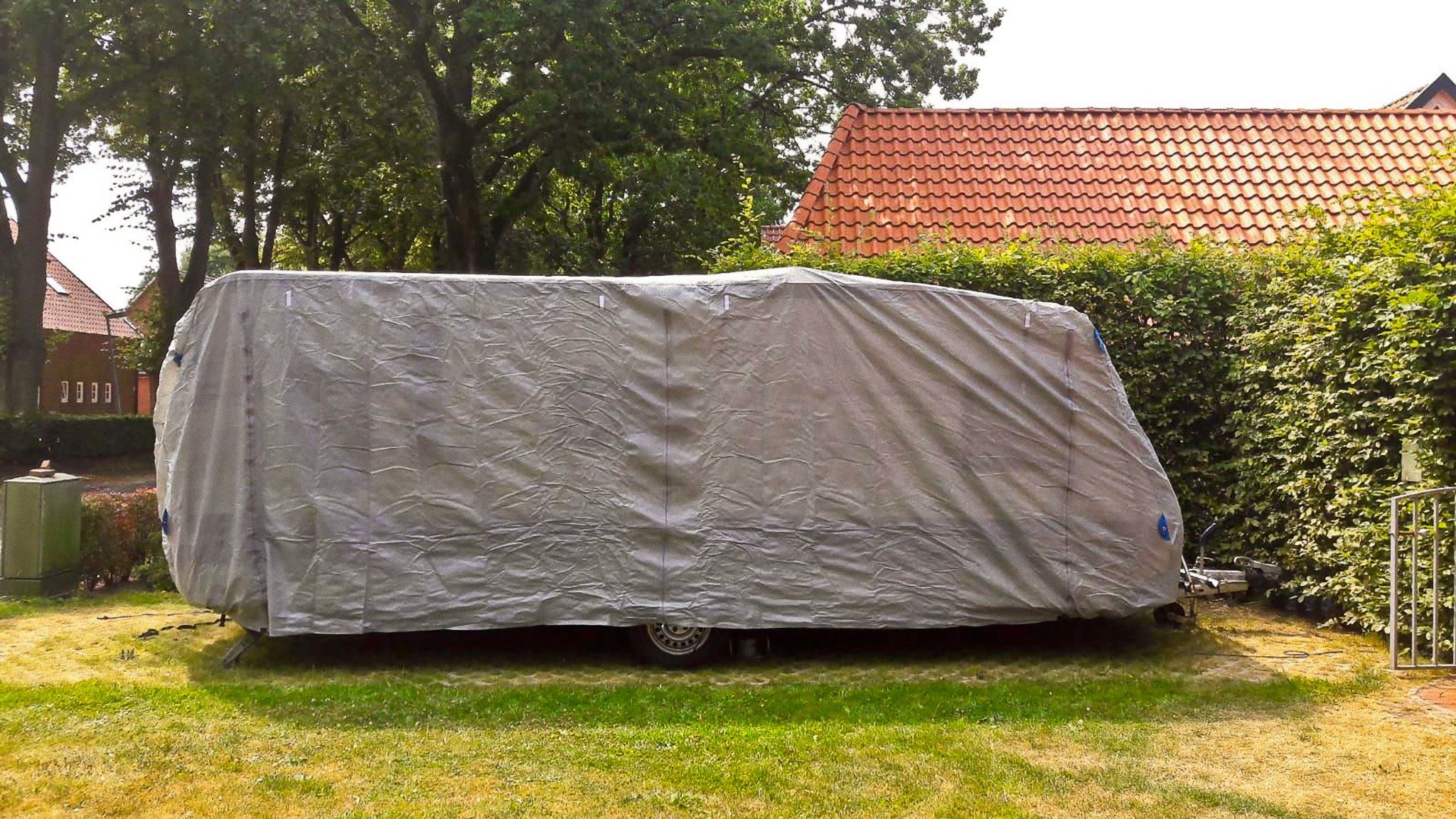 dynamic24 Wohnwagenschutzhülle (1-St), Wohnwagen Schutzhülle L Schutzhaube Abdeckplane Ganzgarage Garage