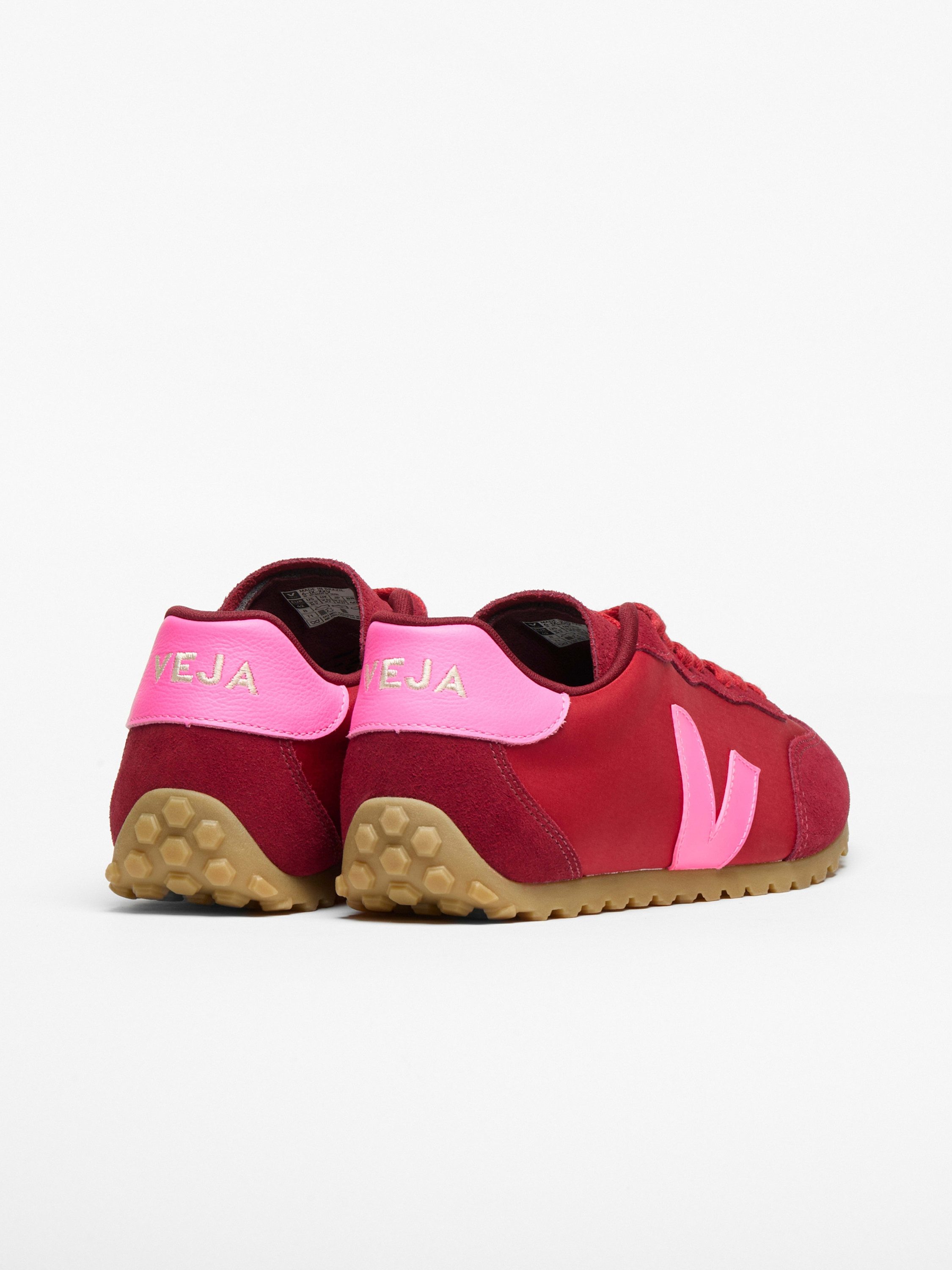 VEJA Veja GT Nolyn Sneaker