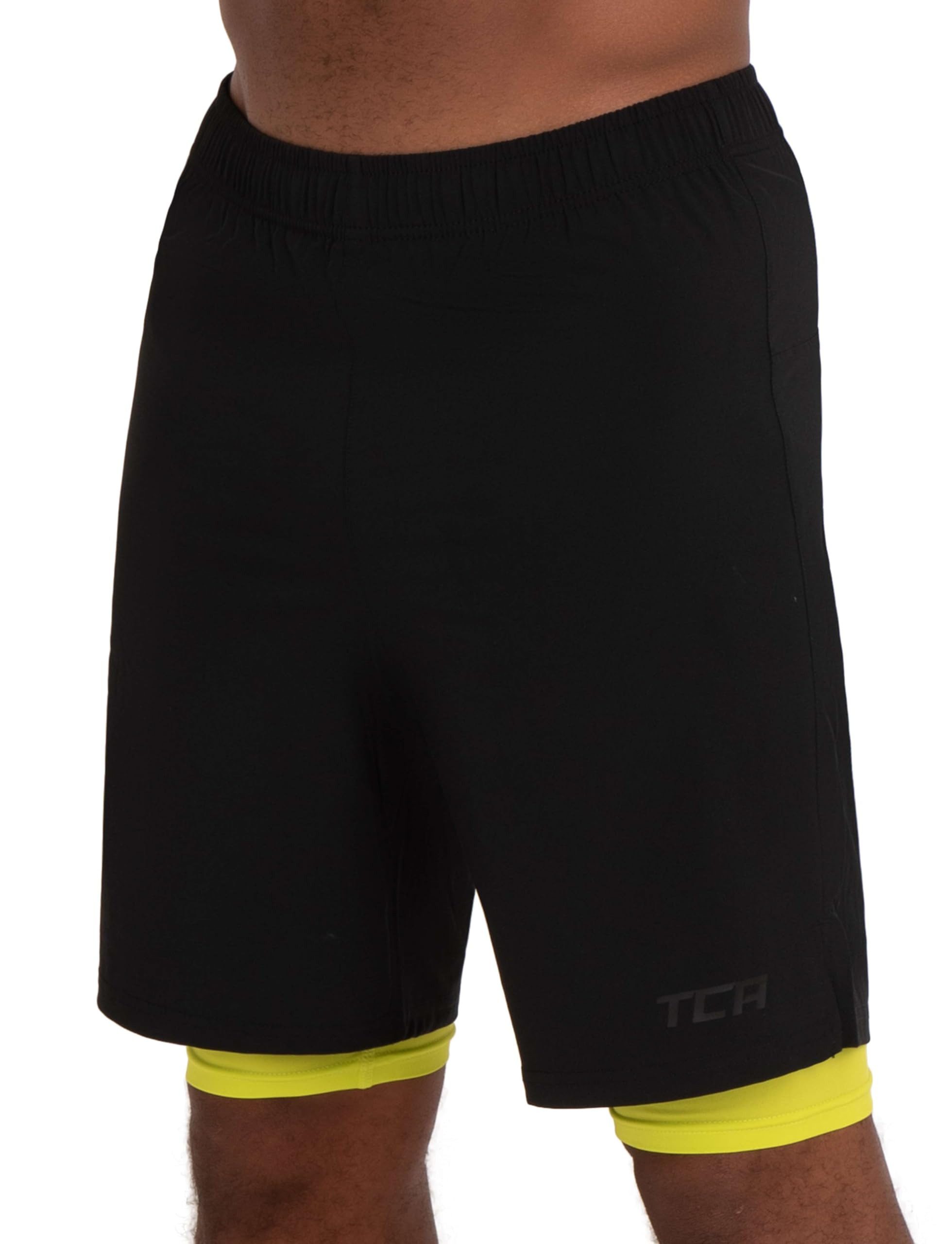 Trainingsshorts TCA Herren 2-in-1 Laufhose mit Kompressionshose - Schwarz/Grün (S)