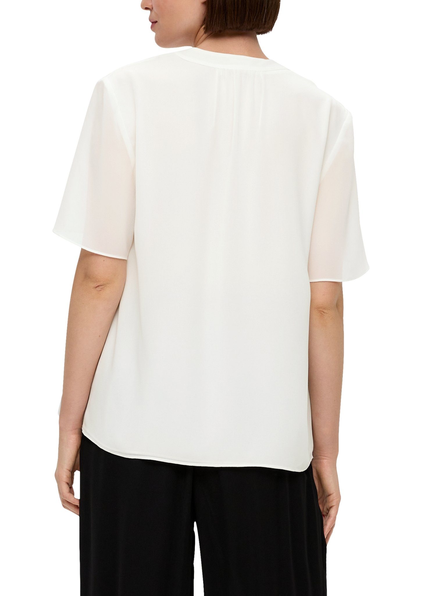 BLACK eingelegter Shirtbluse Falte mit s.Oliver vorne LABEL white