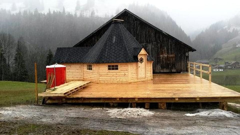 JVmoebel Grillkota Grillkota Holz Hütte Grillhaus Grilllodge in Braun - Freizeitkota, Made in Europe