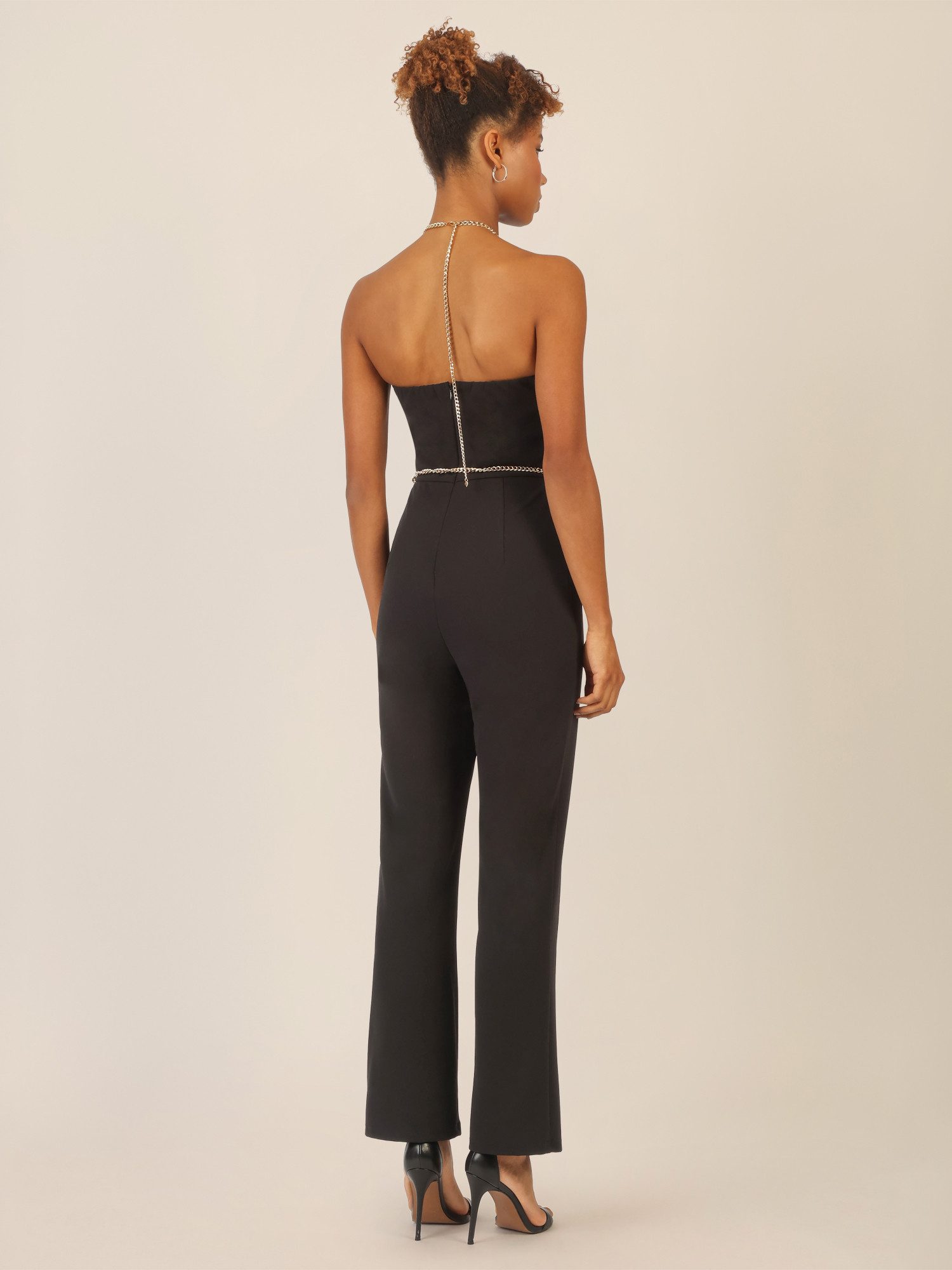 Apart Jumpsuit mit Gold-Details und Neckholder günstig online kaufen