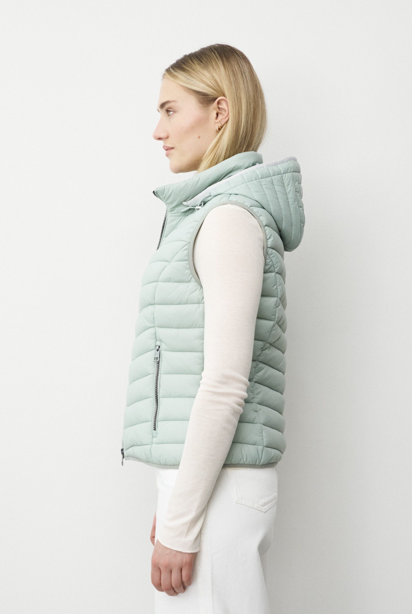 ONUA Steppweste leichte Damenweste mit abnehmbarer Kapuze, Frühlingsweste oder Gilet