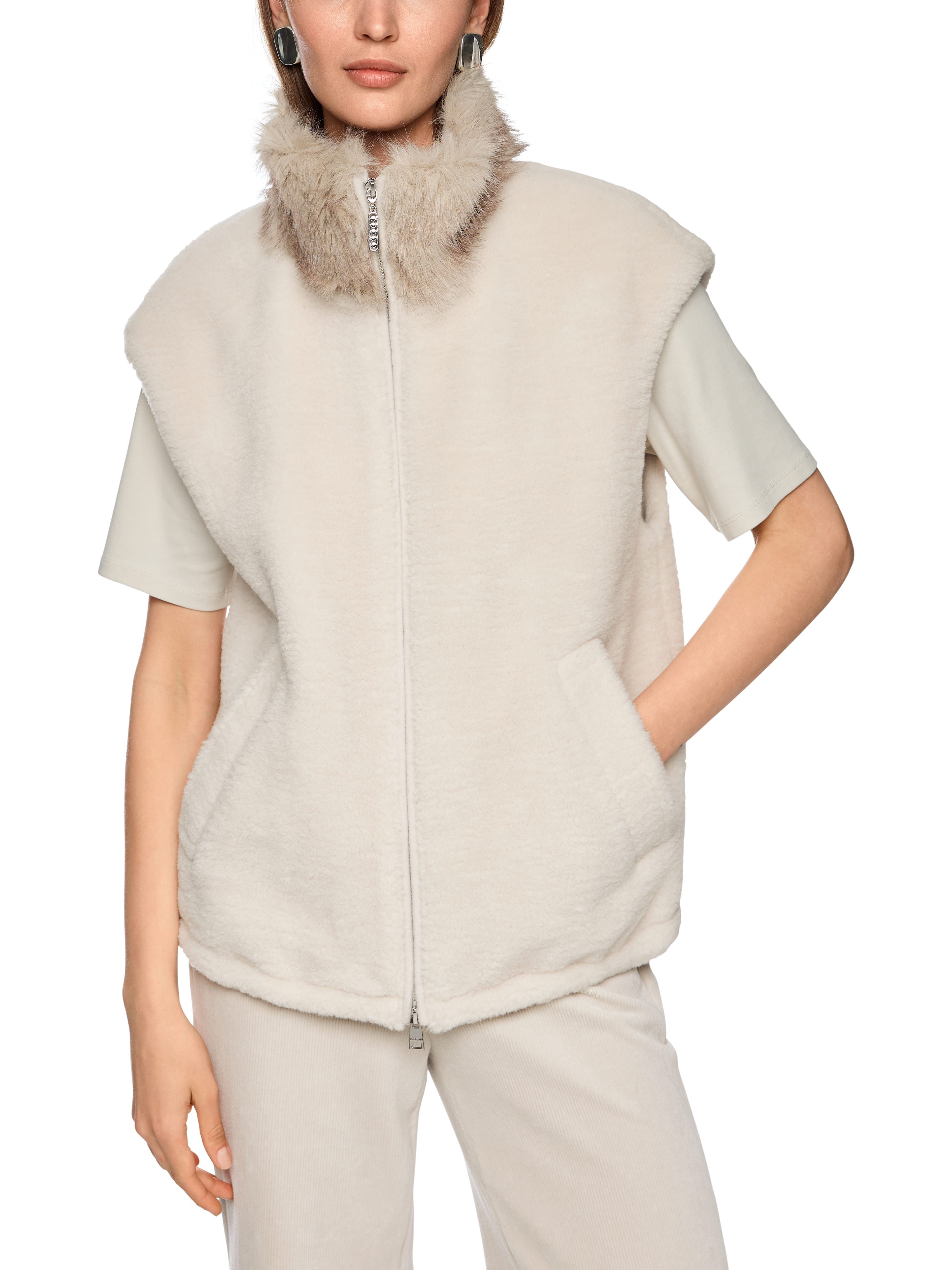 Marc Cain Plüschweste City Tours Premium Damenmode kuschelig, mit Fake Fur günstig online kaufen