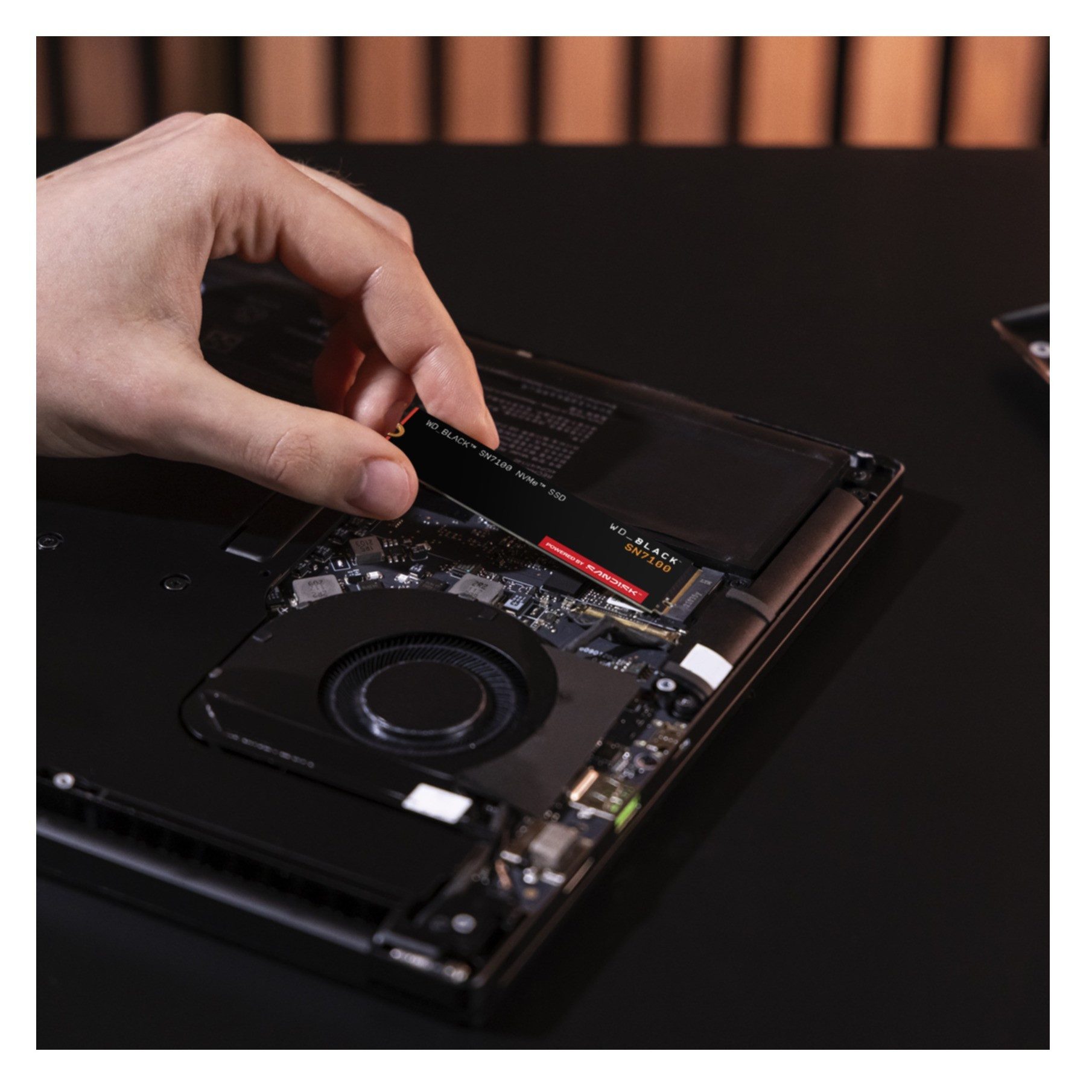Sandisk WDS200T4X0E-00CJA0 interne SSD (2 TB)