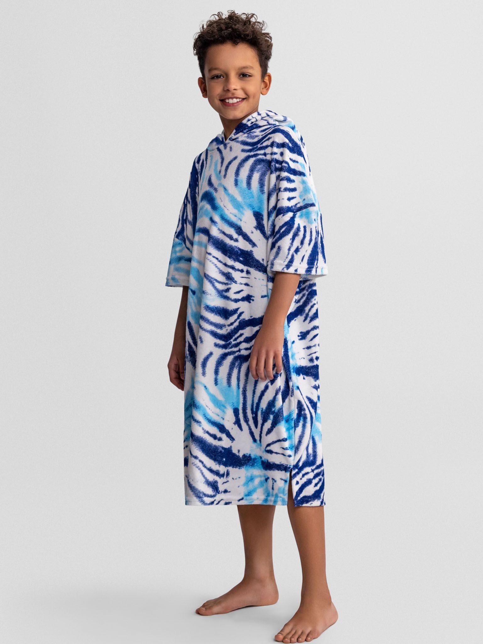 MINOTI Badeponcho mit bequemer Kapuze, Tie-Die Muster
