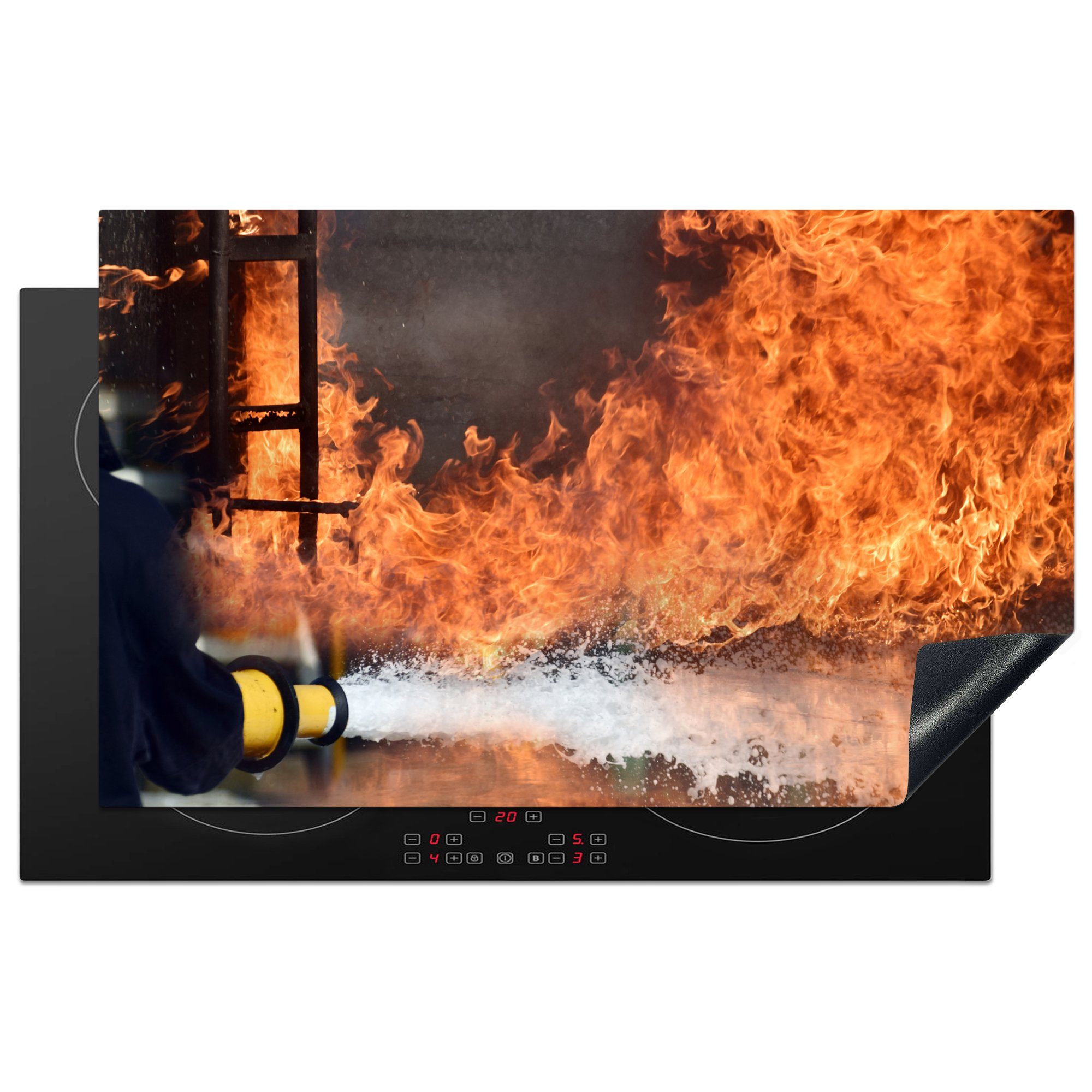 MuchoWow Herdblende-/Abdeckplatte Feuerwehr löscht das Feuer mit Schaum, Vinyl, (1 tlg), 83x51 cm, Ceranfeldabdeckung, Arbeitsplatte für küche