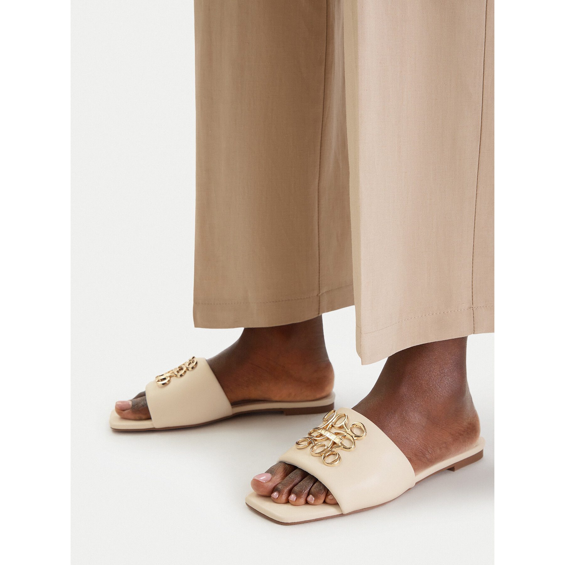 Nine West Nine West Damen-Flip-Flops in Creme Badepantolette