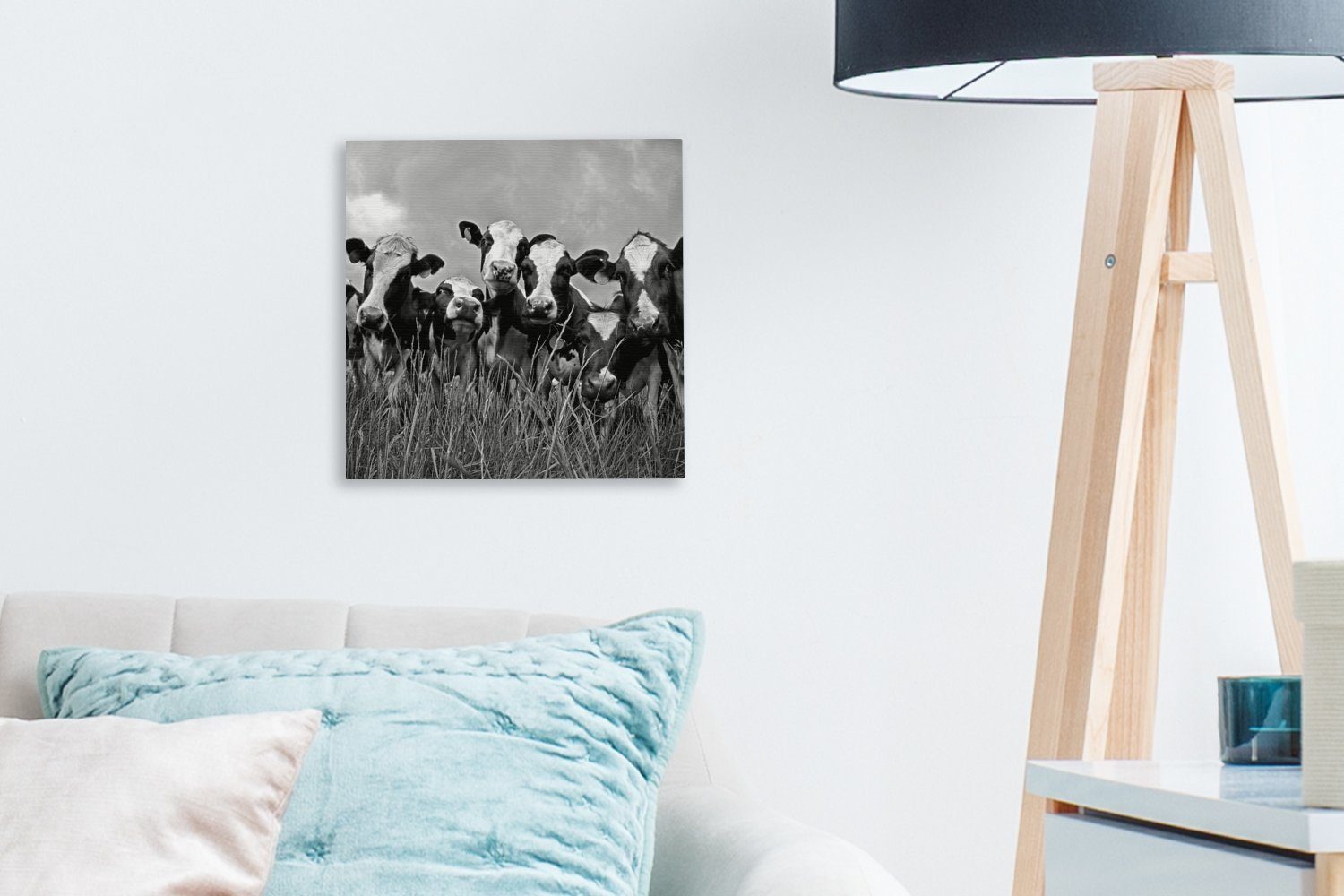 OneMillionCanvasses® Leinwandbild Friesenkühen (1 über Grauer Himmel St), Schlafzimmer Herde und Leinwand Wohnzimmer von schwarz einer weiß, für bunt - Bilder