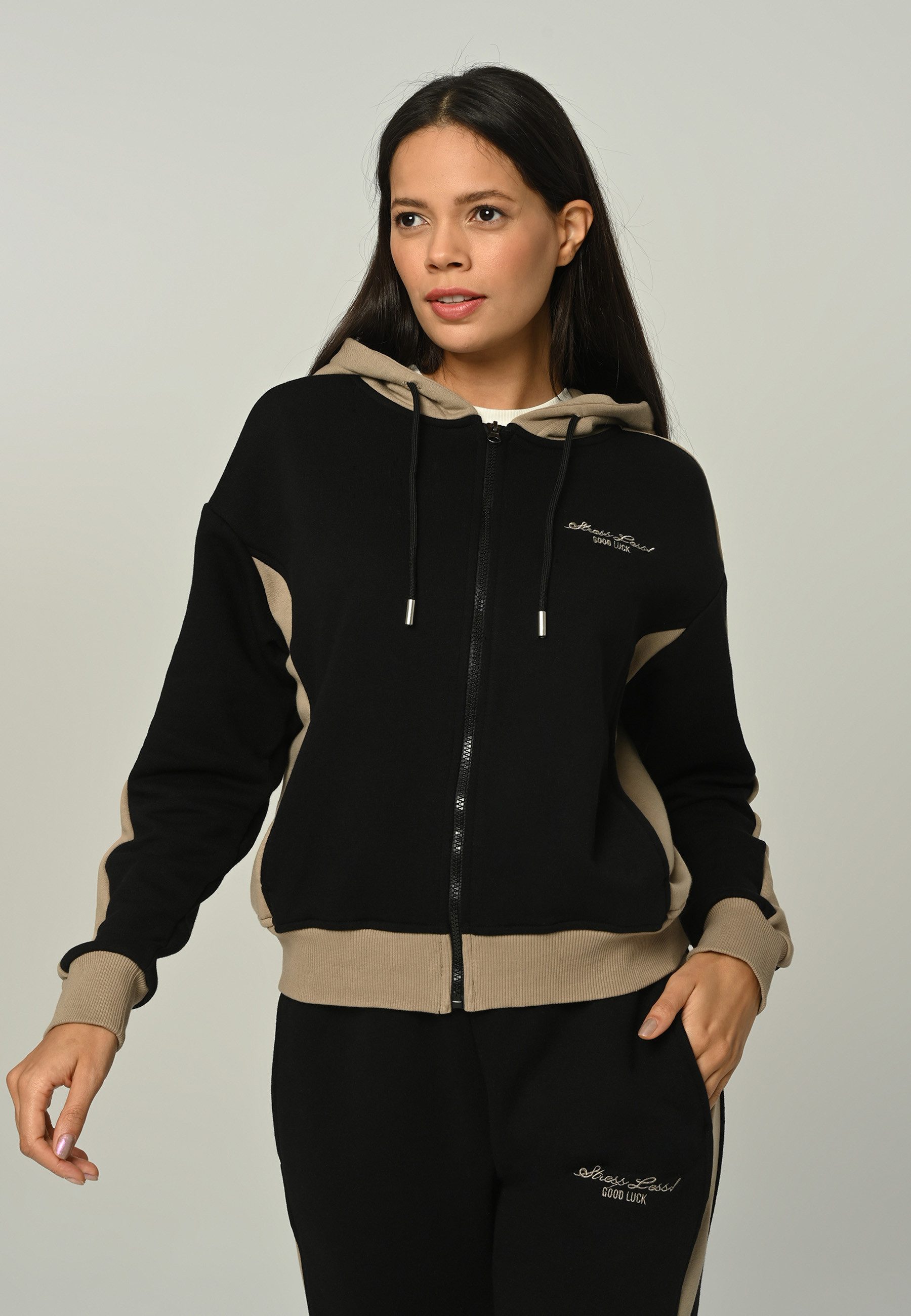 Tom Barron Trainingsanzug Women Regular Tracksuit With Zipper Top And Emboidery Design