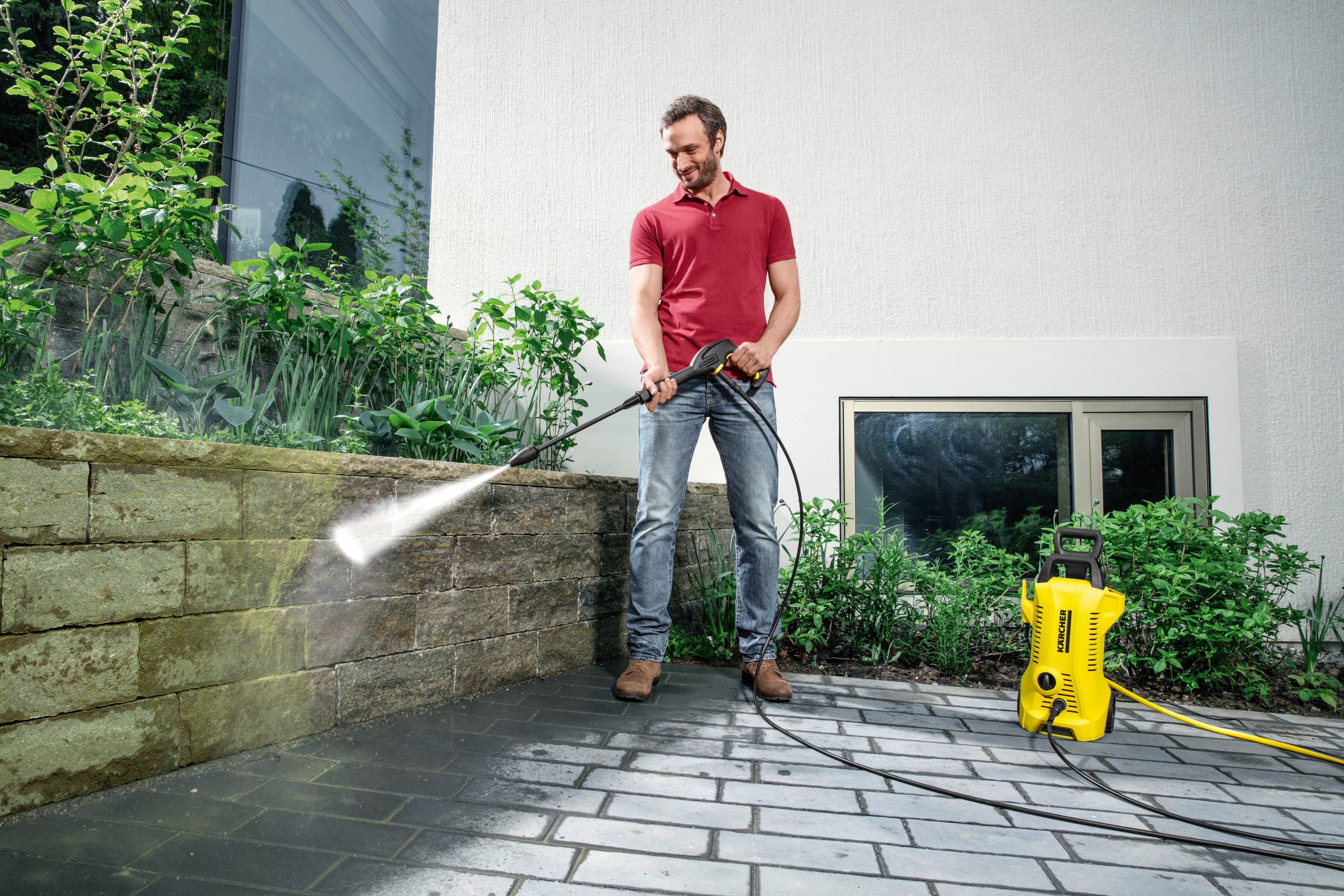 KÄRCHER Hochdruckreiniger K 2 Premium Power Control, Druck max: 110 bar, Fördermenge max: 360 l/h, ideal für die Reinigung von Fahrrädern, Gartenwerkzeugen und -möbeln