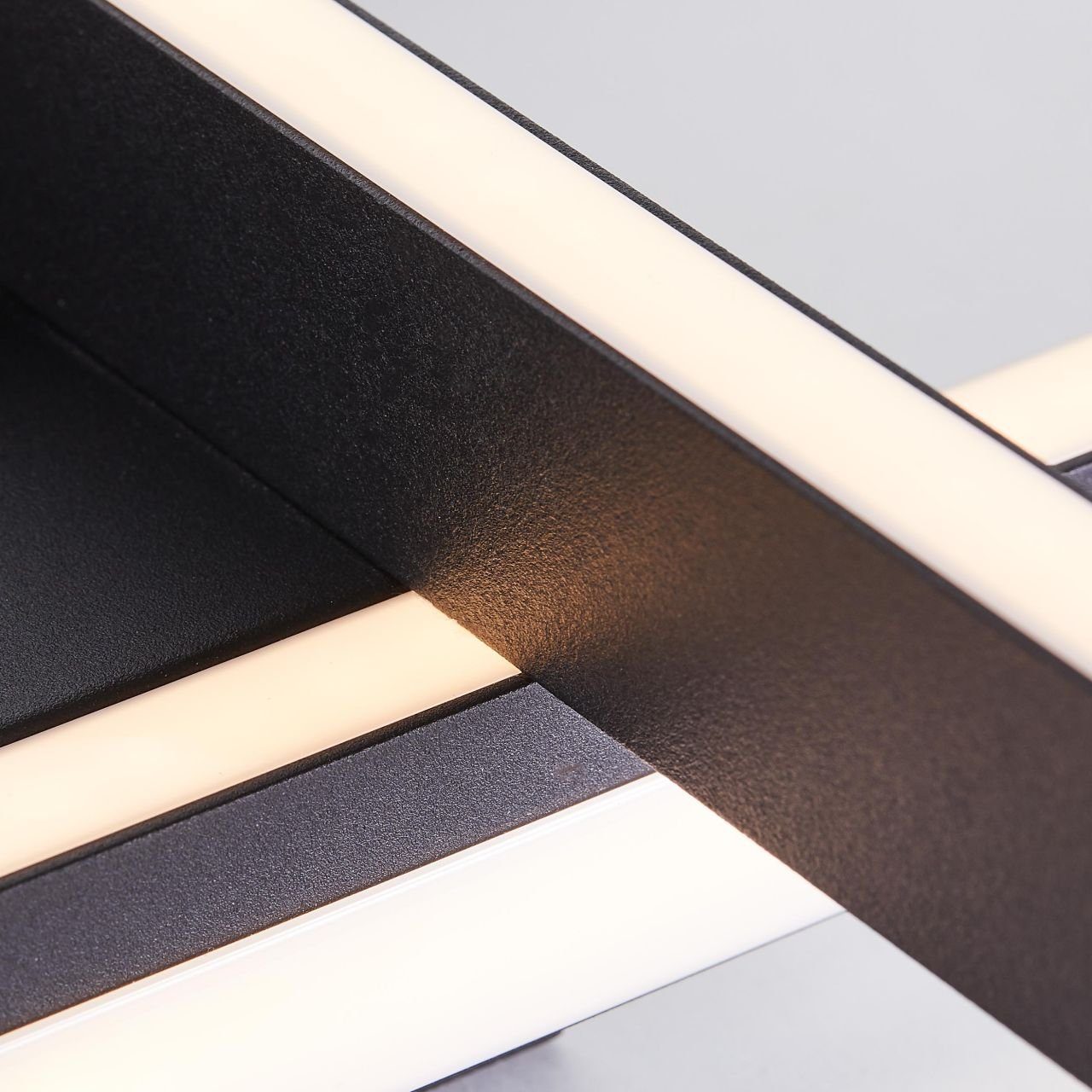 Brilliant Deckenleuchte Metis, 3000K, Lampe, Metis LED Deckenleuchte  60x23cm schwarz, 1x LED integriert, 44W, Energiesparend und langlebig durch  LED-Einsatz