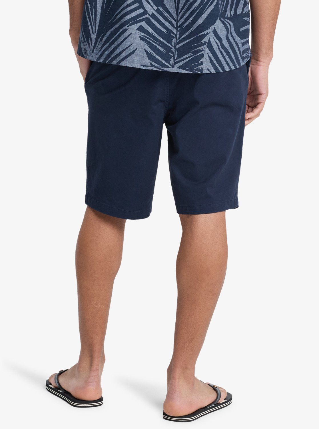 Quiksilver Shorts MW CHINO STRAIGHT aus Baumwolle und Elasthan, Bundweiten von 30 bis 38 Inch