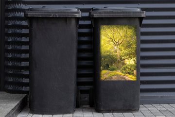 MuchoWow Wandsticker Wald - Licht - Japan (1 St), Mülleimer-aufkleber, Mülltonne, Sticker, Container, Abfalbehälter