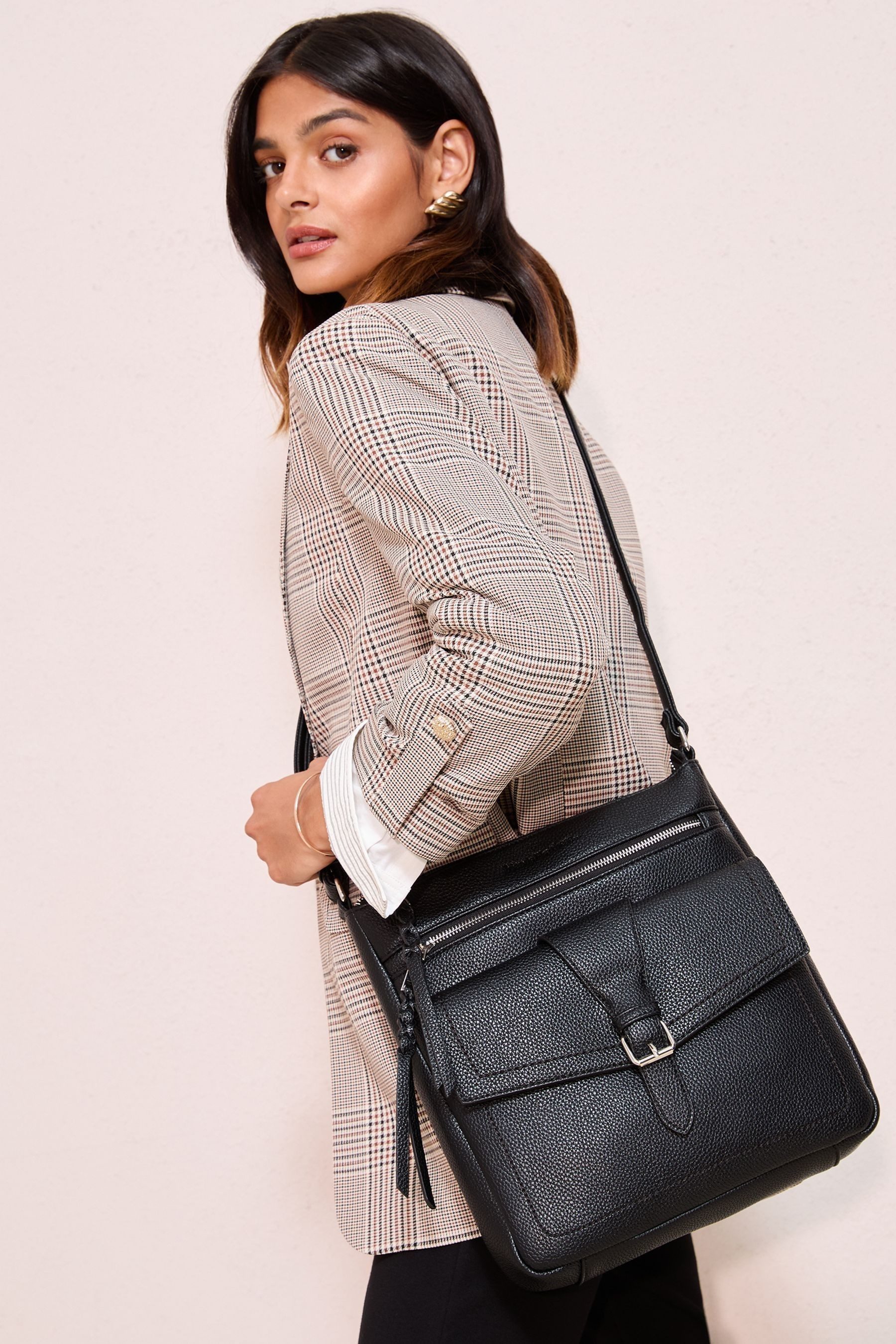 Friends Like These Umhängetasche Friends Like These Medium Messenger-Tasche (1-tlg)