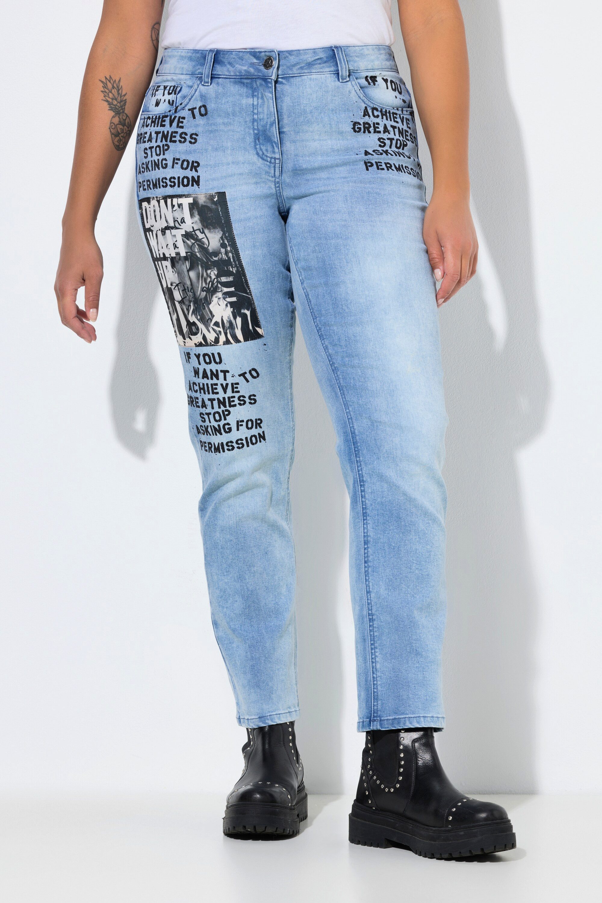 Angel of Style Regular-fit-Jeans Jeans Paula Straight Fit Badge und Druck 5-Pocket