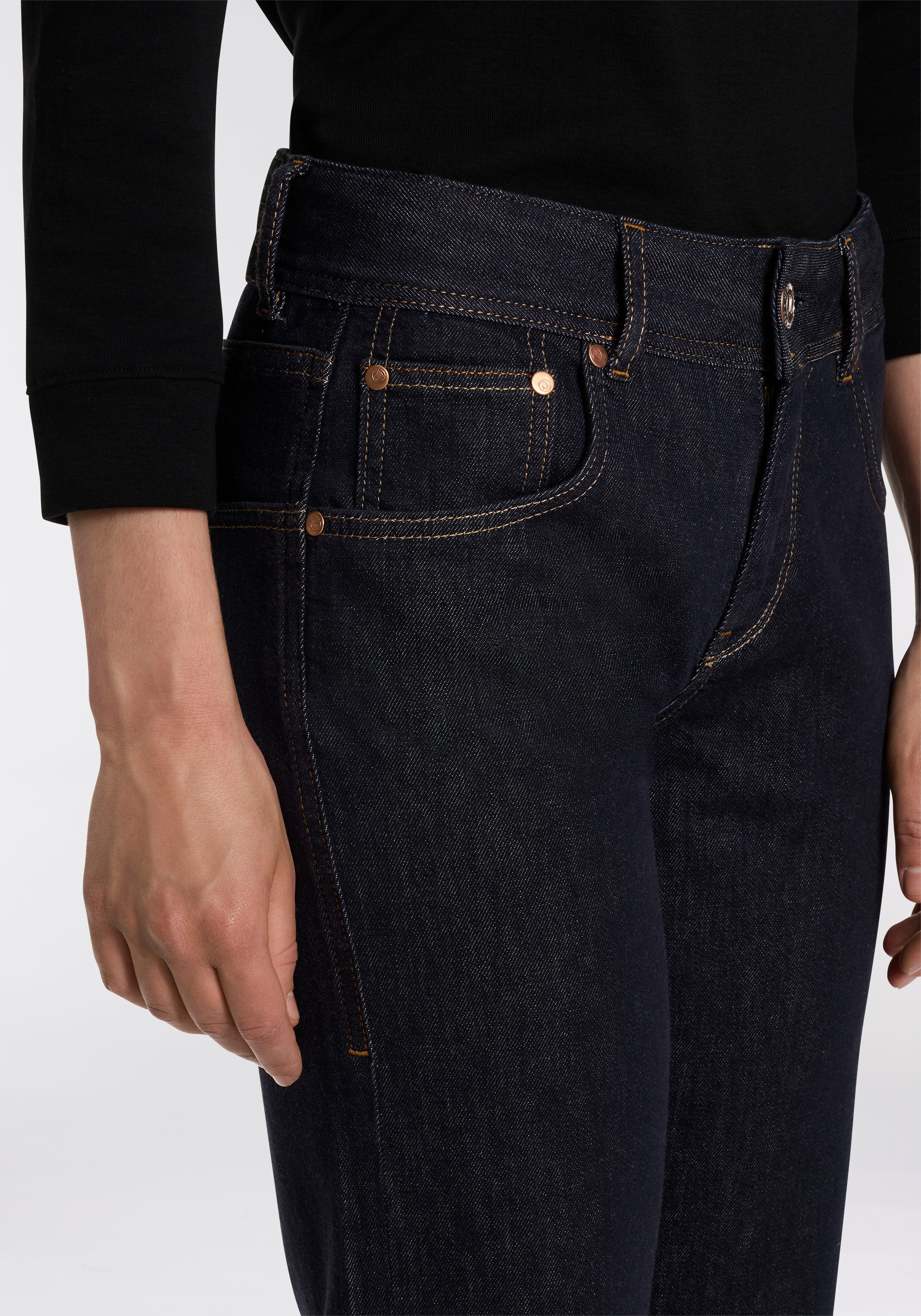 Herrlicher 5-Pocket-Jeans Edna Denim Comfort im Flared Fit
