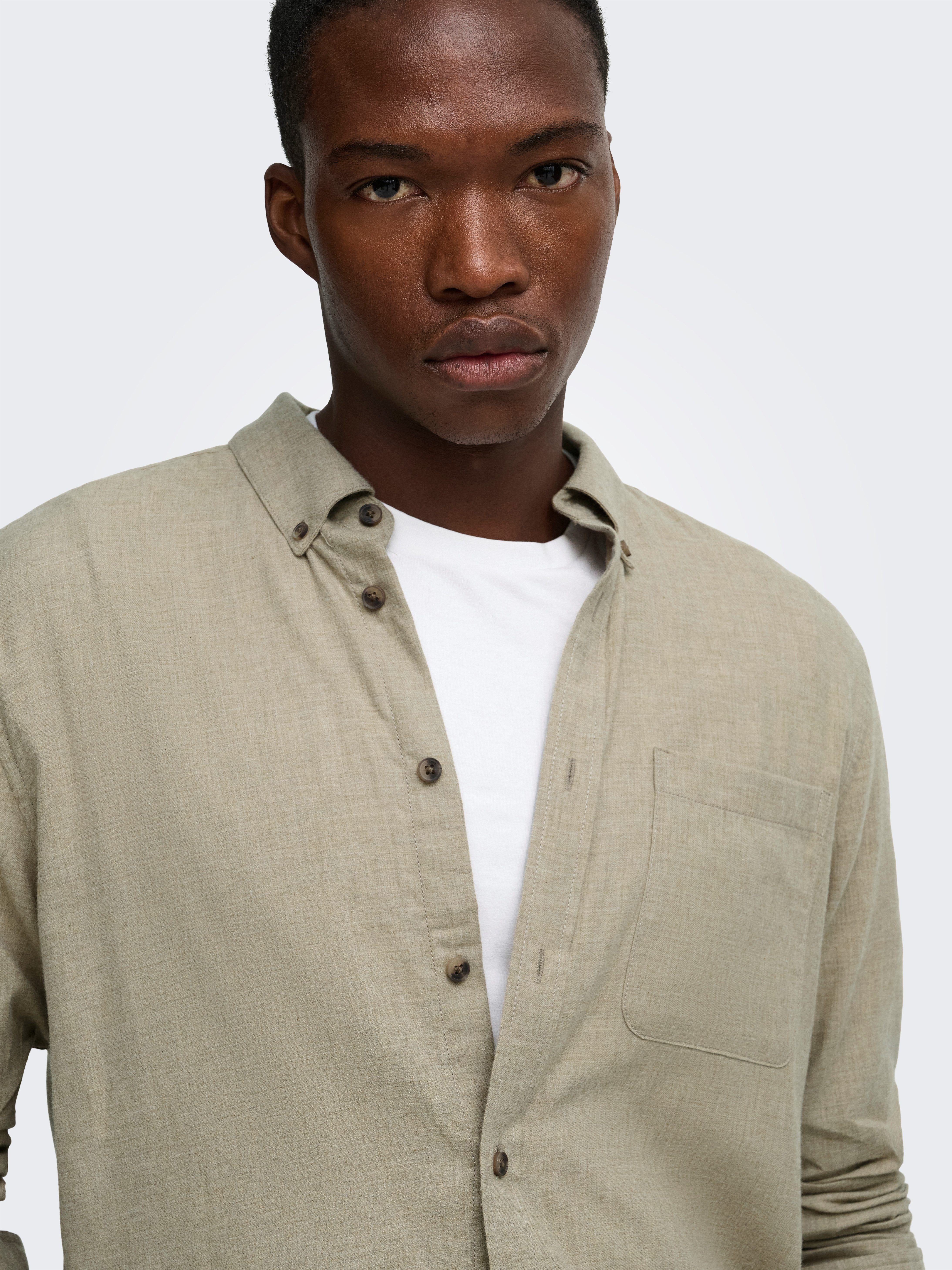 ONLY & SONS Langarmhemd ONSJUPITER REG FIT LS SHIRT NOOS mit Button Down Kragen – Bild 4 von 5