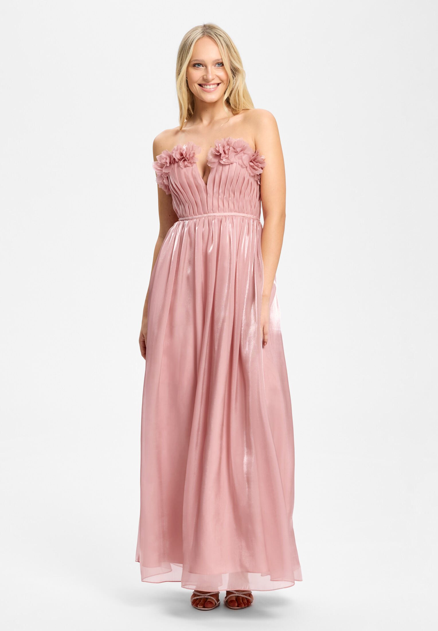 Hey Kyla Abendkleid - Organzakleid mit floralen Details Taillierter Schnitt mit fließendem Rockteil