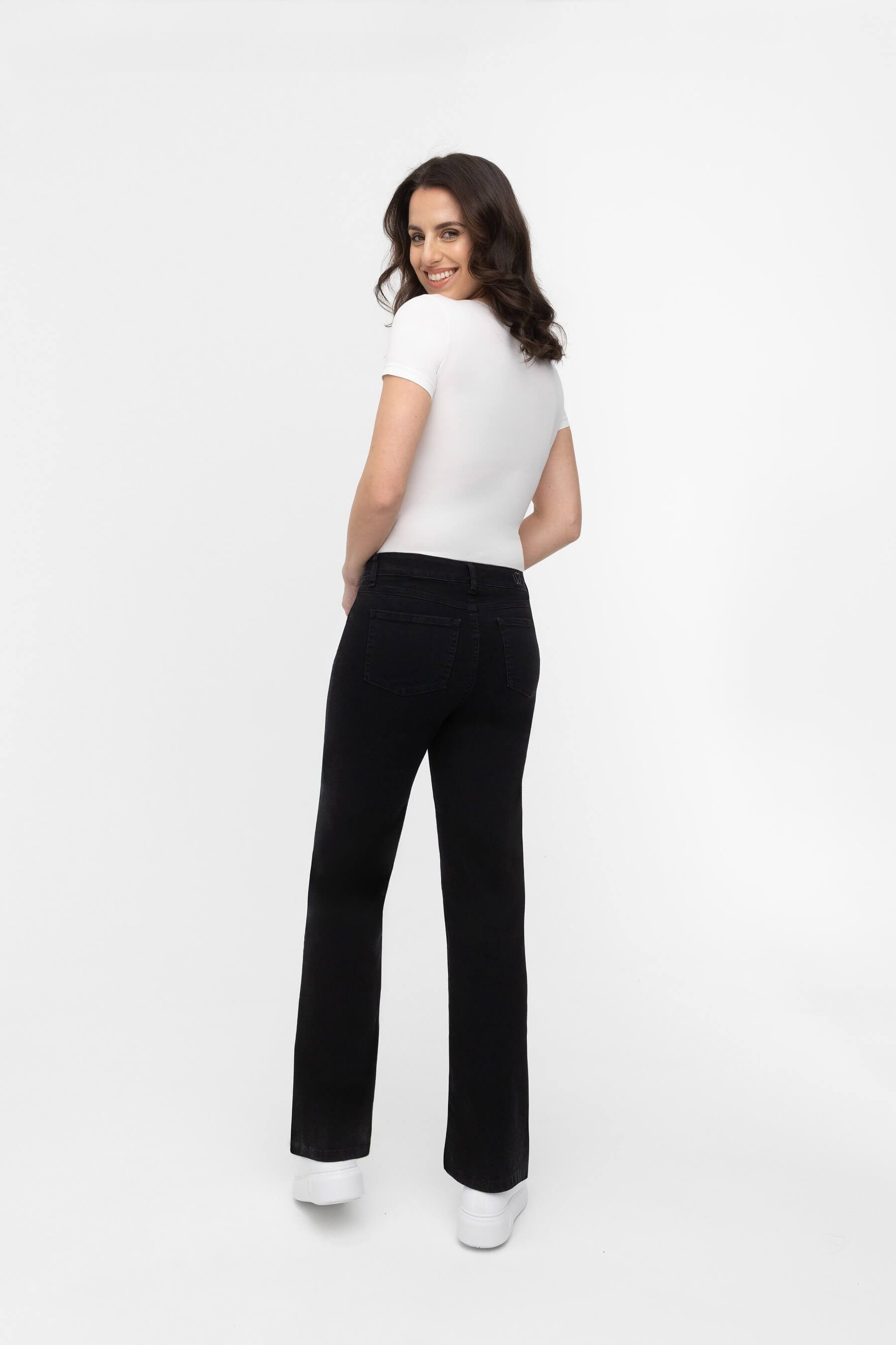 wonderjeans 5-Pocket-Jeans Relaxed Straight Cool, modern und vielseitig zu stylen
