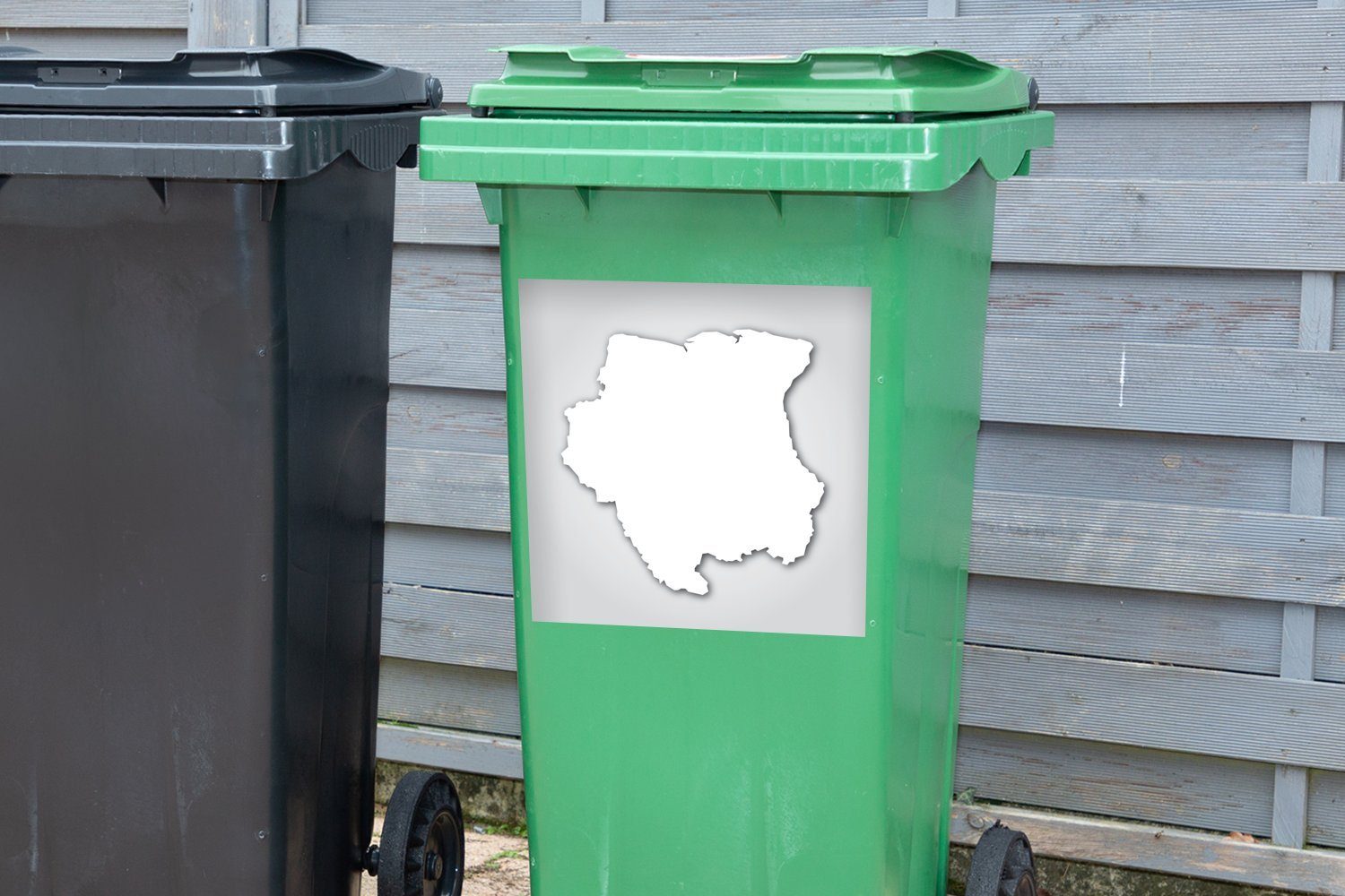 Karte Mülleimer-aufkleber, in Illustration Wandsticker St), Abfalbehälter von Suriname MuchoWow Mülltonne, Container, Sticker, der Eine Weiß (1