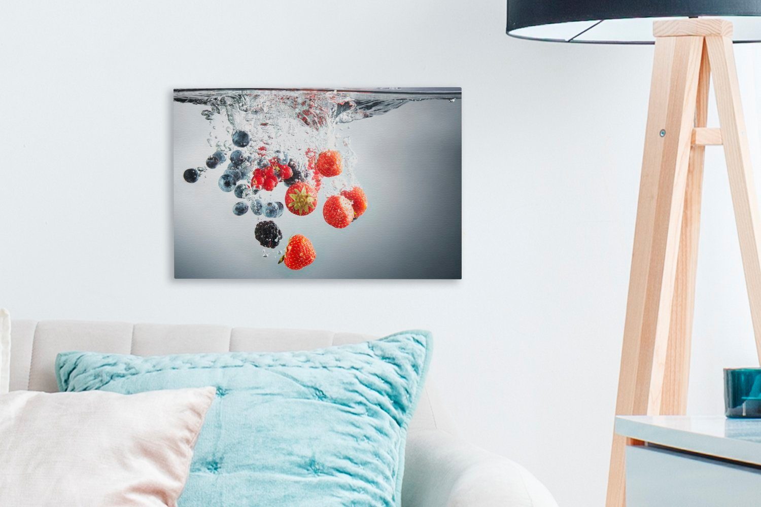 OneMillionCanvasses® Leinwandbild Rot - - cm Wandbild Leinwandbilder, Wanddeko, Wasser, 30x20 Obst Aufhängefertig, (1 St)