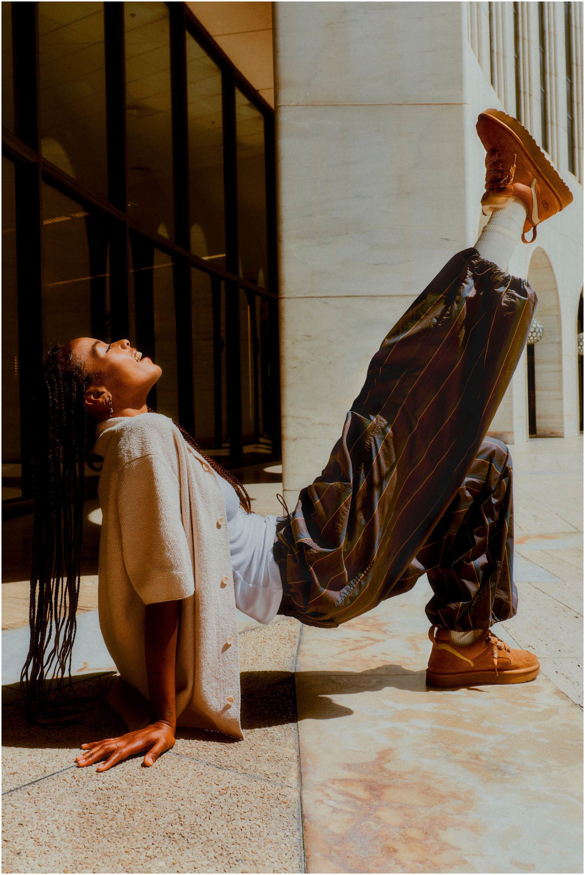 UGG LOWMEL Plateausneaker Midcut Sneaker, Schnürschuh mit gepolstertem Scha günstig online kaufen