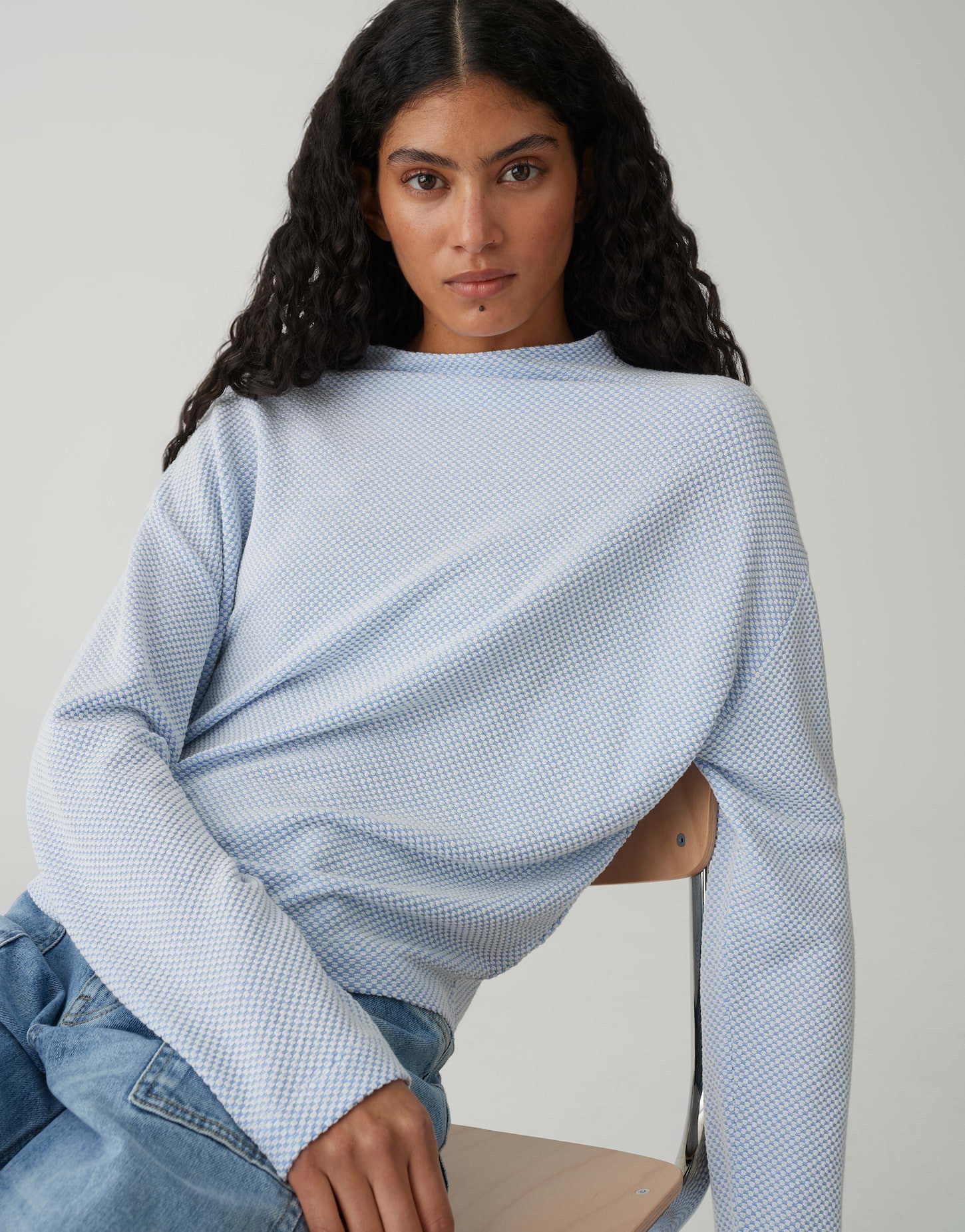 OPUS Longsleeve SERATA mit zweifarbiger Textur Lockere Passform, schmal zulaufender Schnitt, überschnittene Schulter