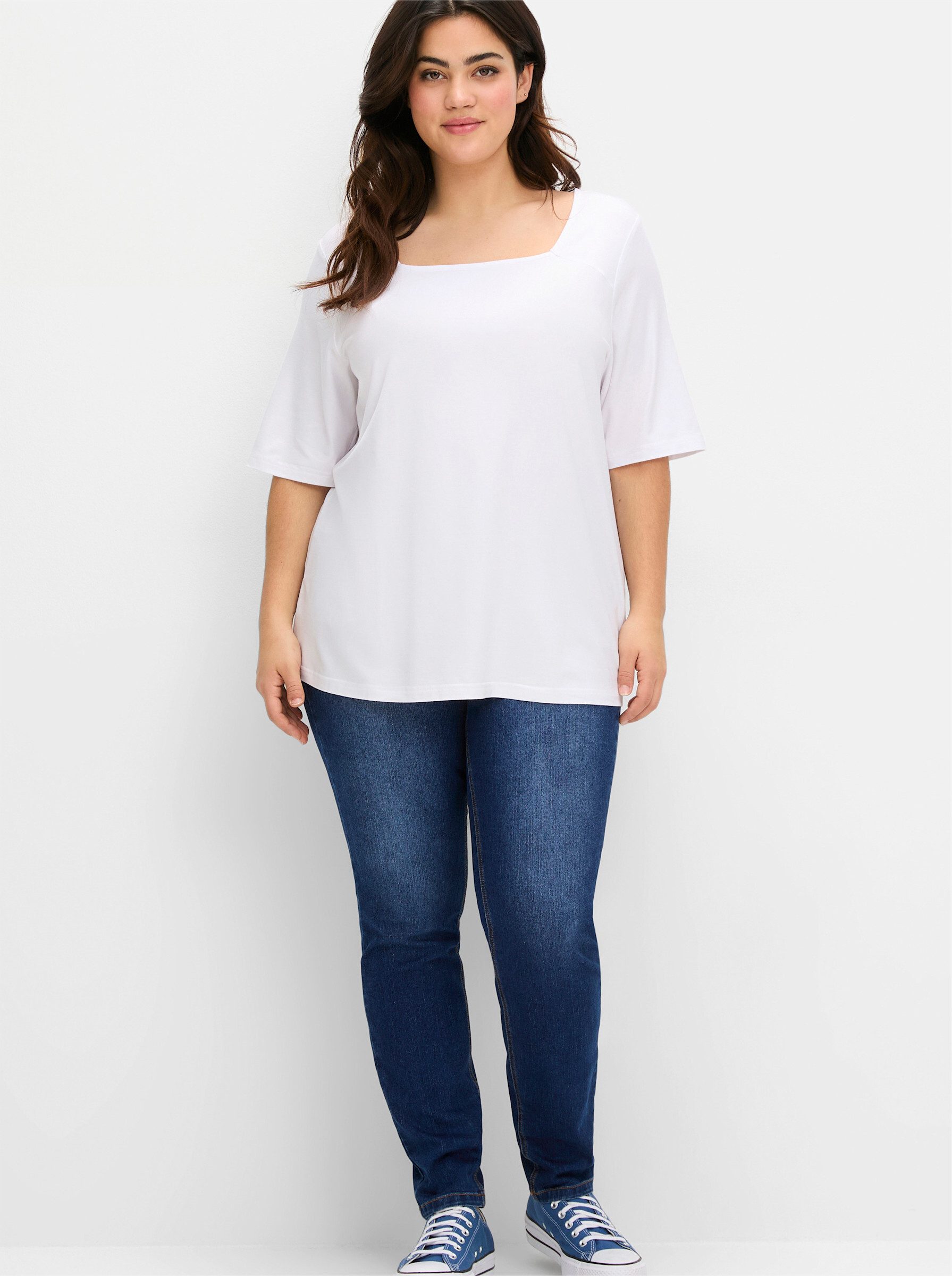 Sheego T-Shirt T-Shirt Kurzarm mit Karree-Ausschnitt, leicht tailliert günstig online kaufen