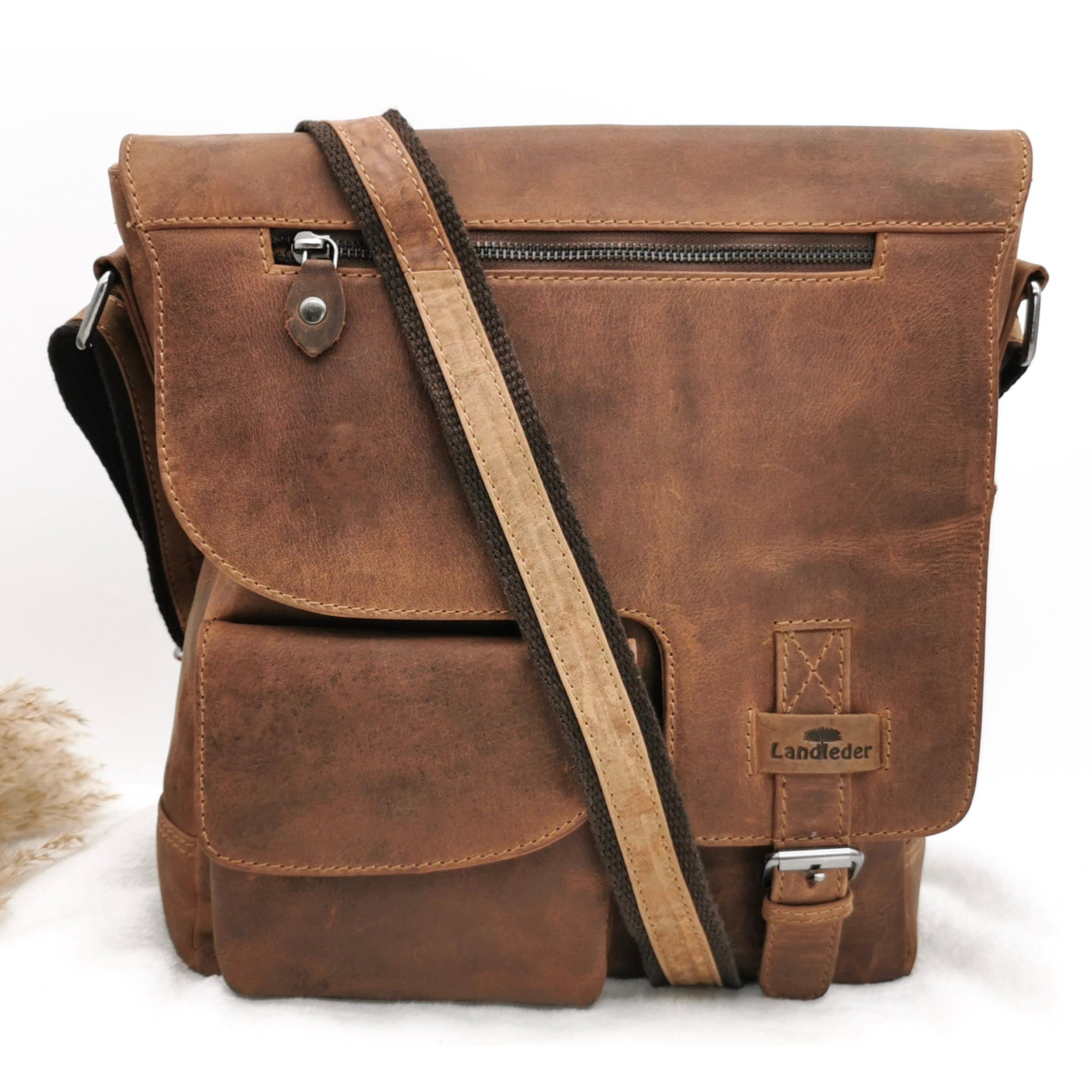 Landleder Umhängetasche Old School - Messenger-Postbag A4, naturbelassenes Büffelleder