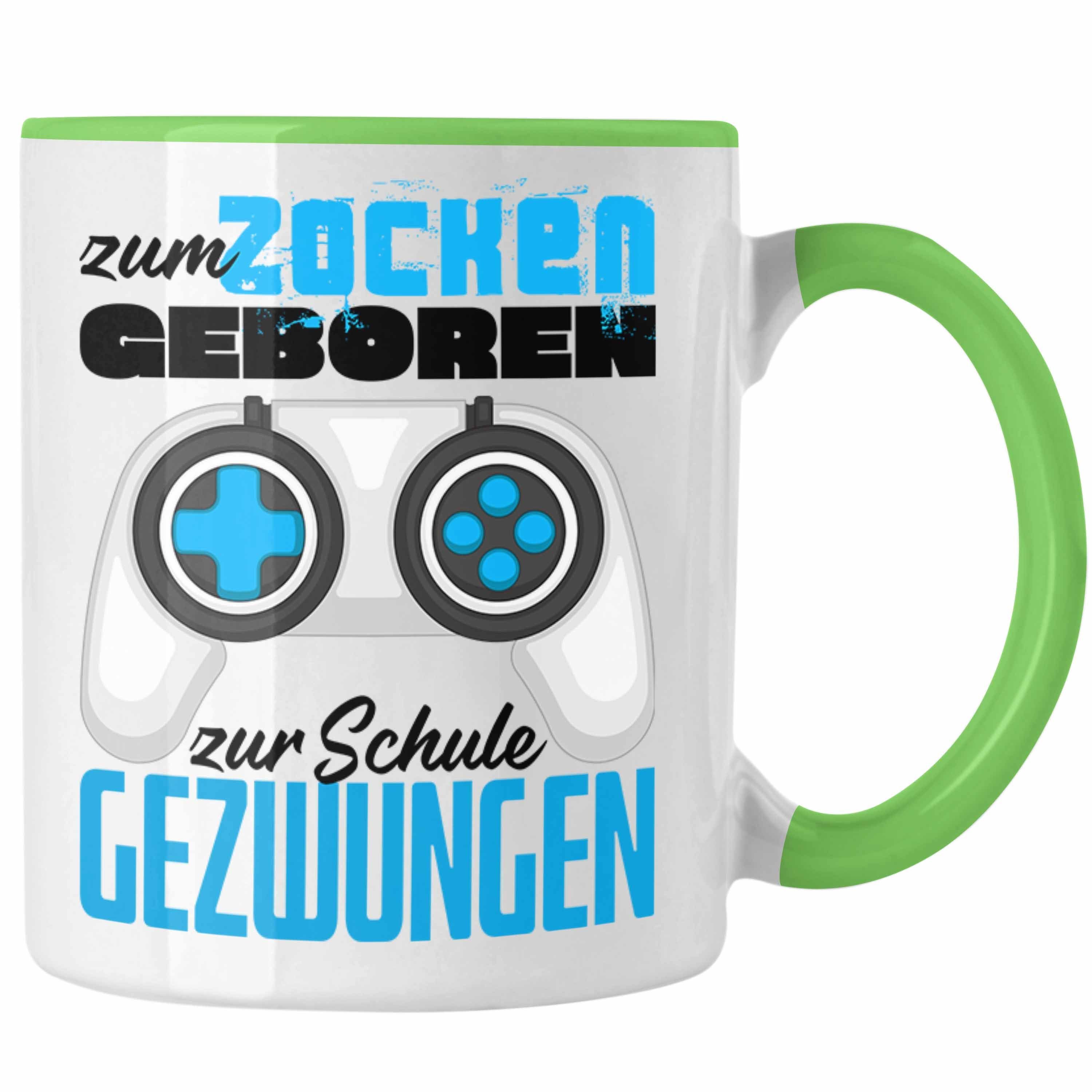 Trendation Tasse Trendation - Zum Zocken Geboren Zur Schule Gezwungen Tasse Geschenk Gamer Zocker Jungs Geschenkidee Grün