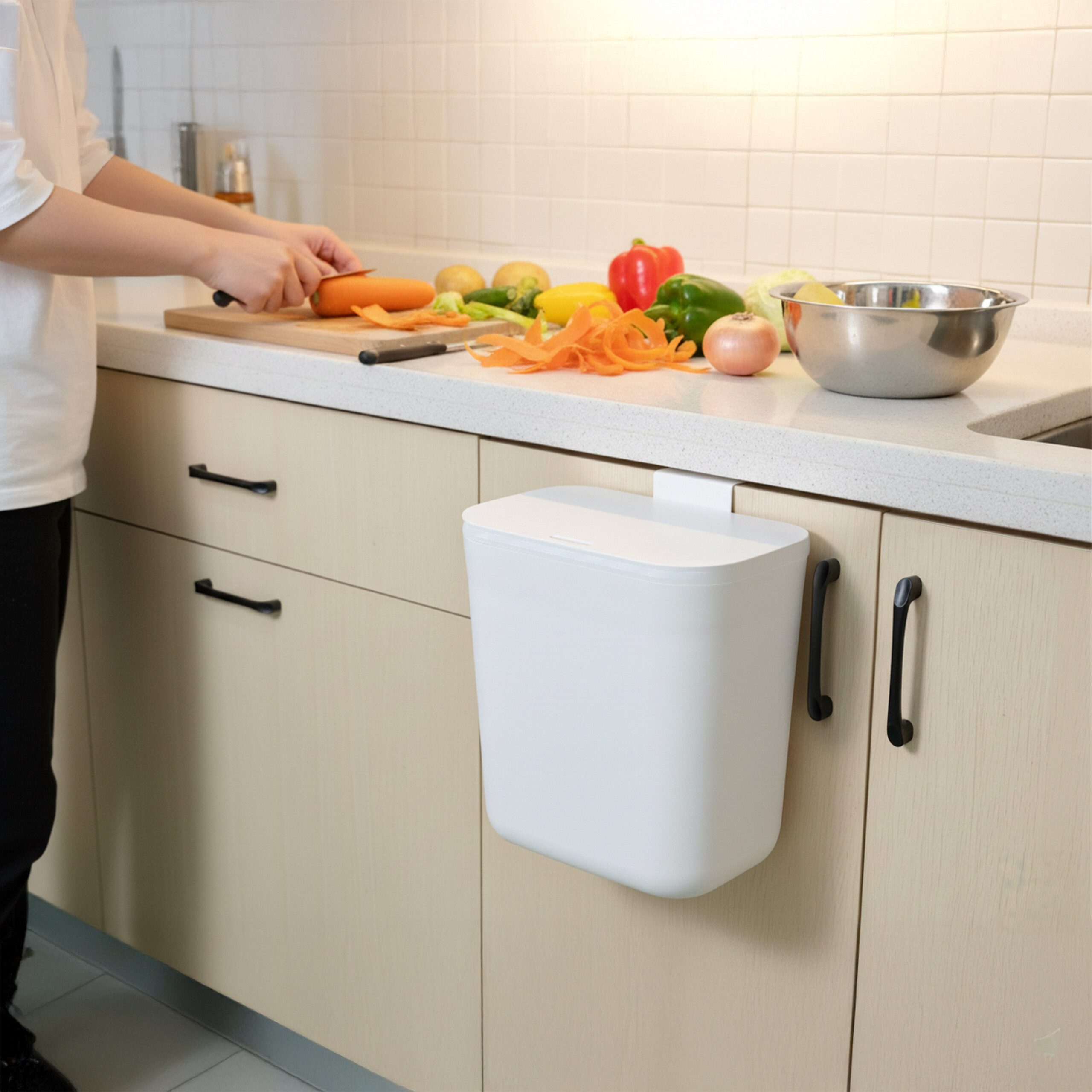 relaxdays Mülleimer Küchenmülleimer zum Einhängen 9 L, weiß